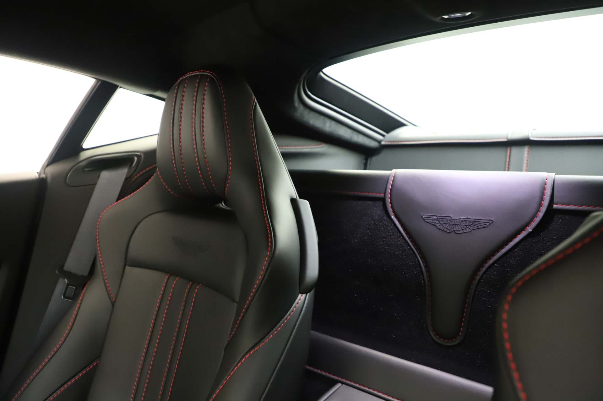 New 2020 Aston Martin Vantage Coupe | St. Petersburg, FL