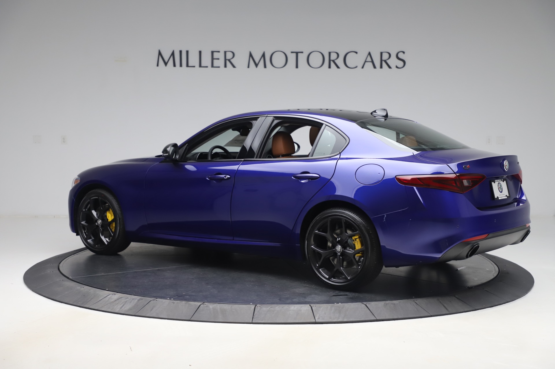 New 2020 Alfa Romeo Giulia Q4 | St. Petersburg, FL