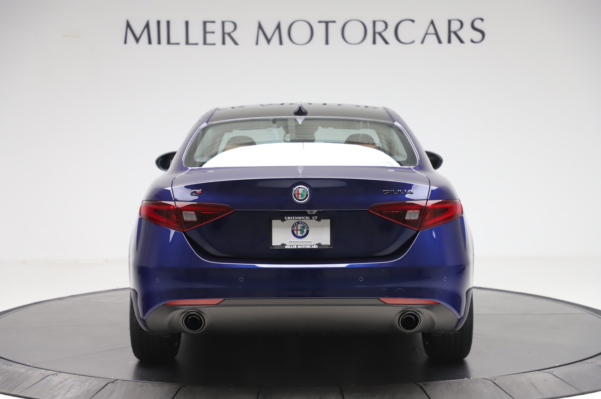 New 2020 Alfa Romeo Giulia Q4 | St. Petersburg, FL