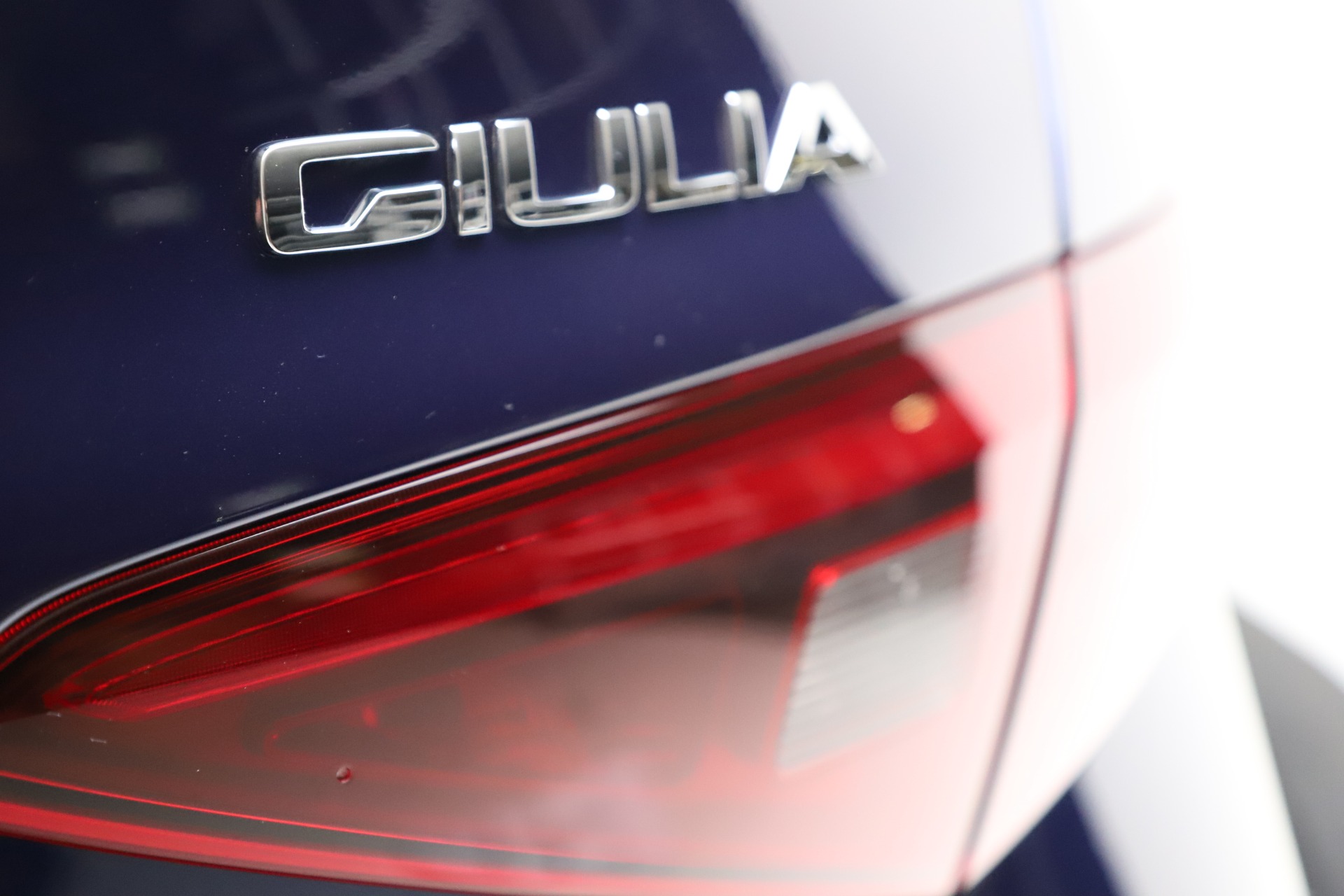 New 2020 Alfa Romeo Giulia Q4 | St. Petersburg, FL