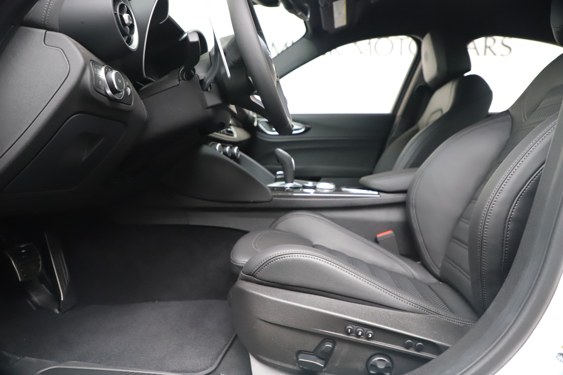 New 2020 Alfa Romeo Giulia Ti Sport Carbon Q4 | St. Petersburg, FL