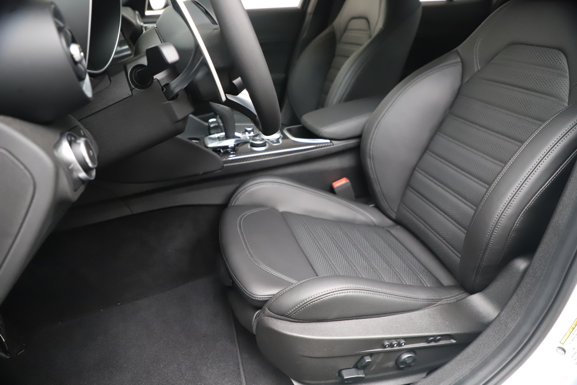 New 2020 Alfa Romeo Giulia Ti Sport Carbon Q4 | St. Petersburg, FL