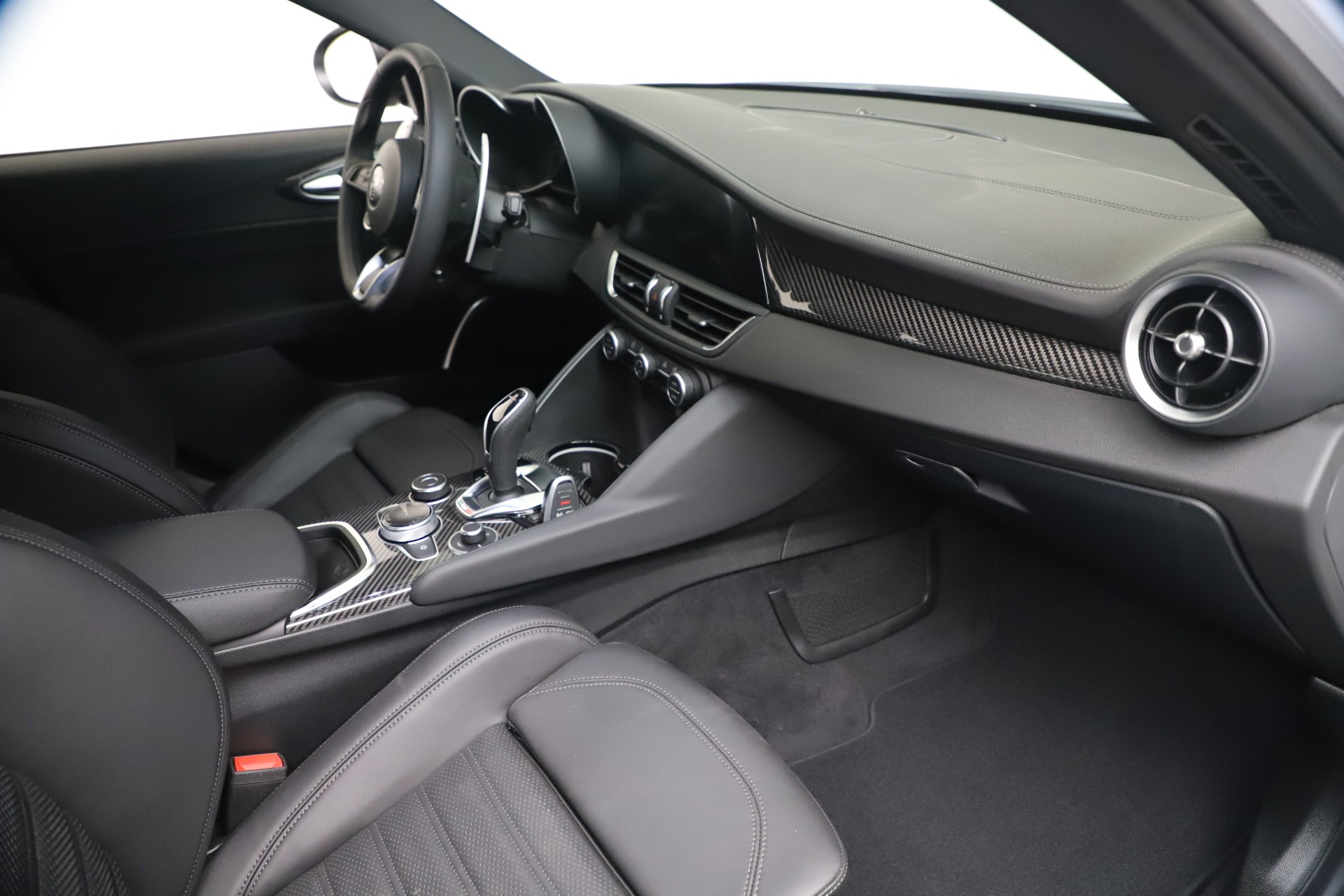 New 2020 Alfa Romeo Giulia Ti Sport Carbon Q4 | St. Petersburg, FL