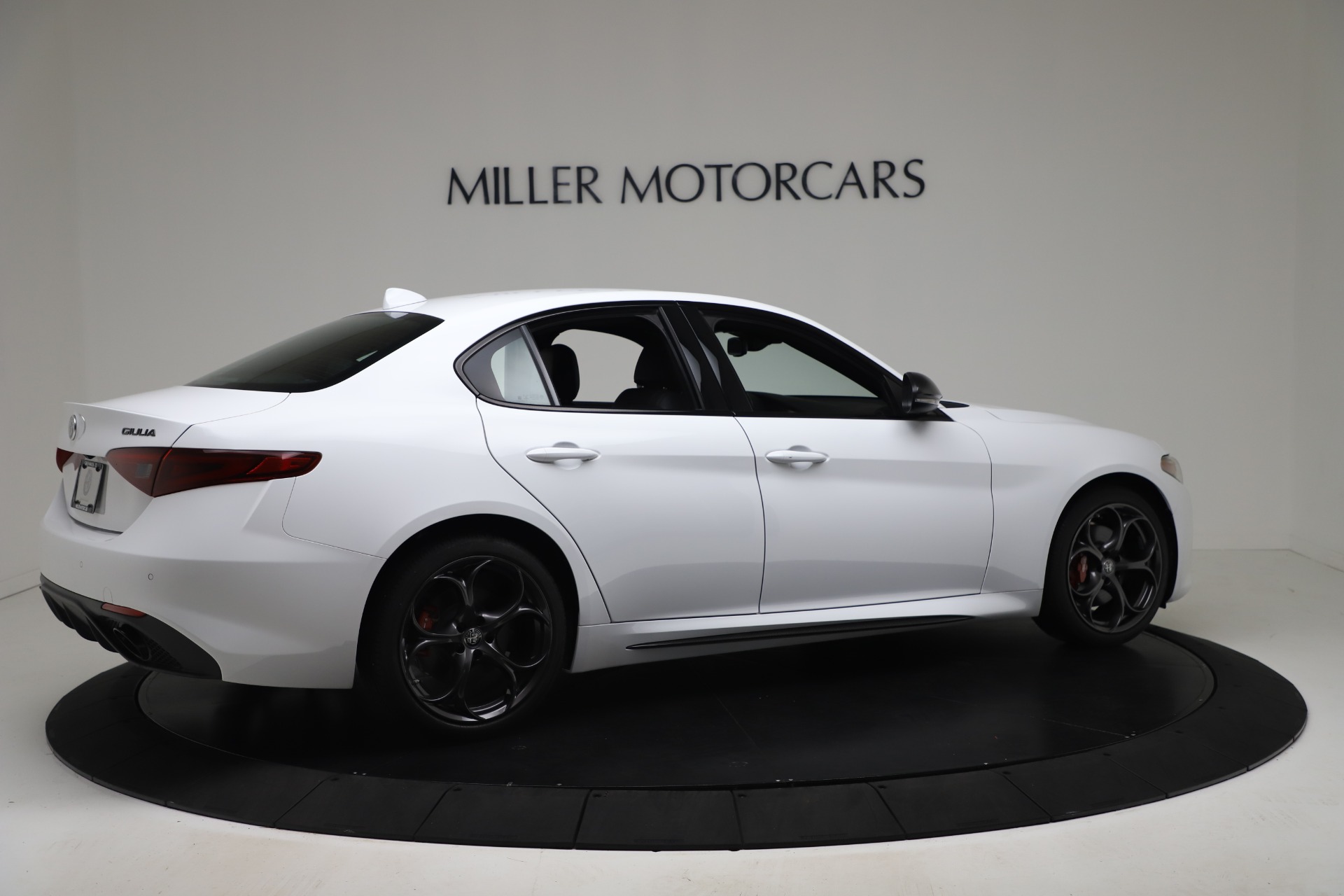 New 2020 Alfa Romeo Giulia Ti Sport Carbon Q4 | St. Petersburg, FL