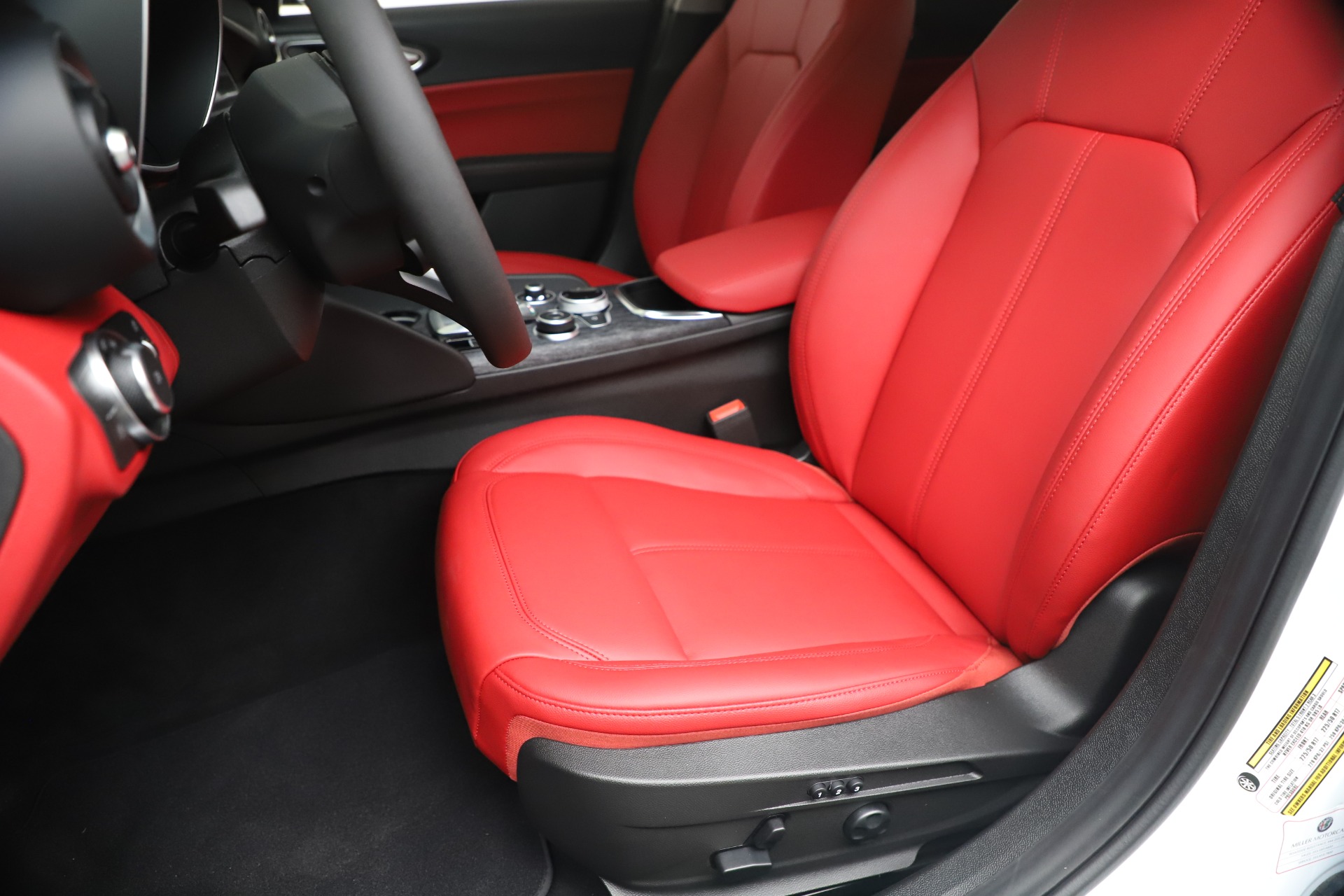 New 2020 Alfa Romeo Giulia Q4 | St. Petersburg, FL