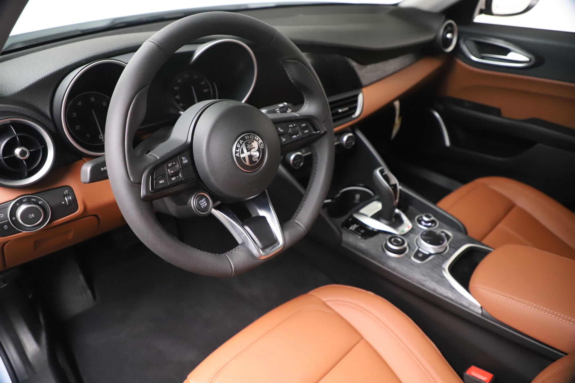 New 2020 Alfa Romeo Giulia Q4 | St. Petersburg, FL