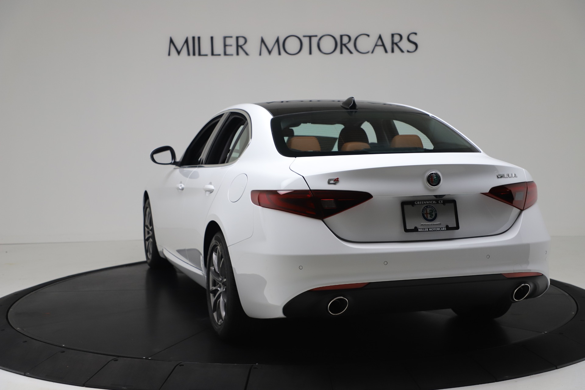New 2020 Alfa Romeo Giulia Q4 | St. Petersburg, FL