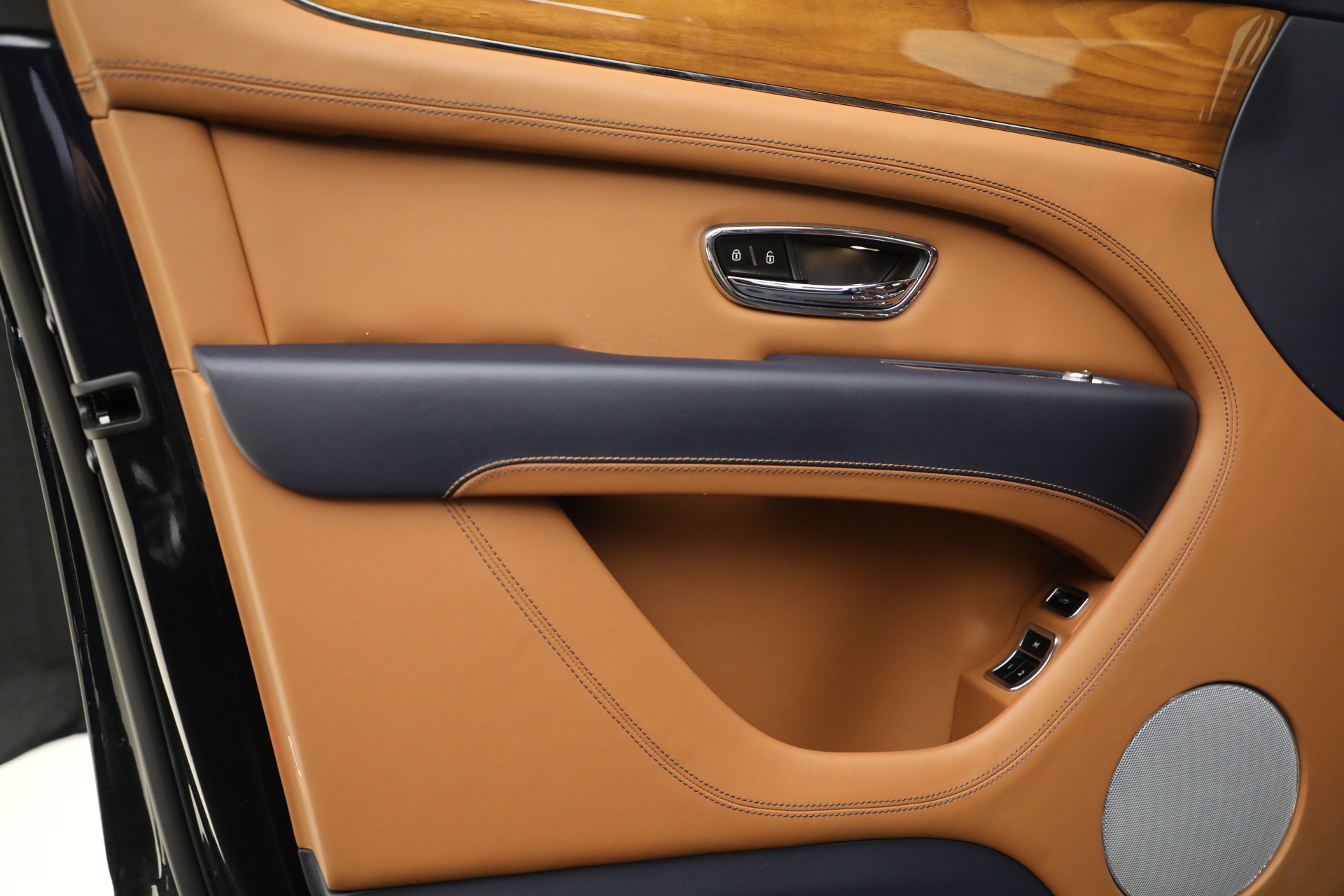 New 2021 Bentley Bentayga V8 | St. Petersburg, FL