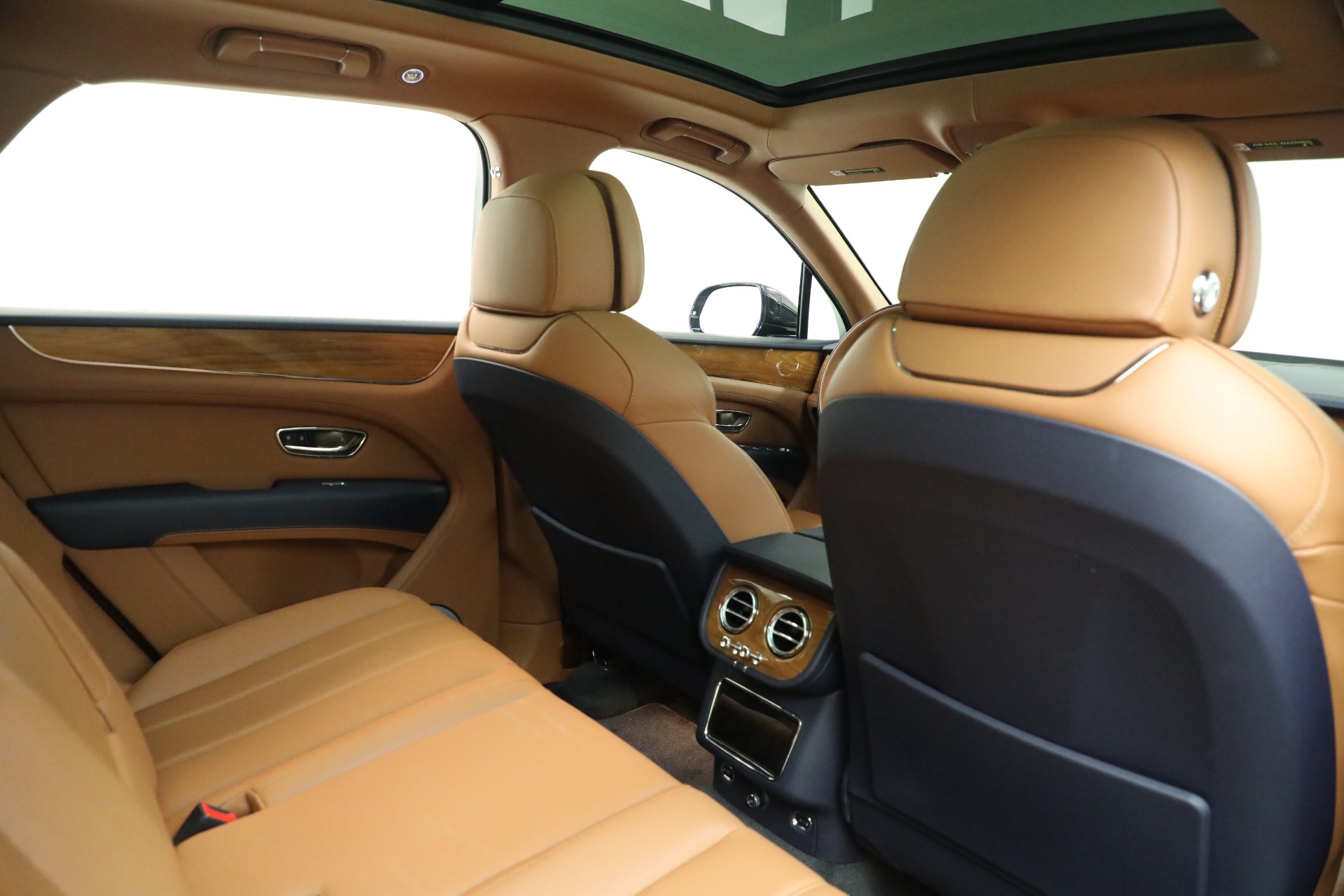 New 2021 Bentley Bentayga V8 | St. Petersburg, FL