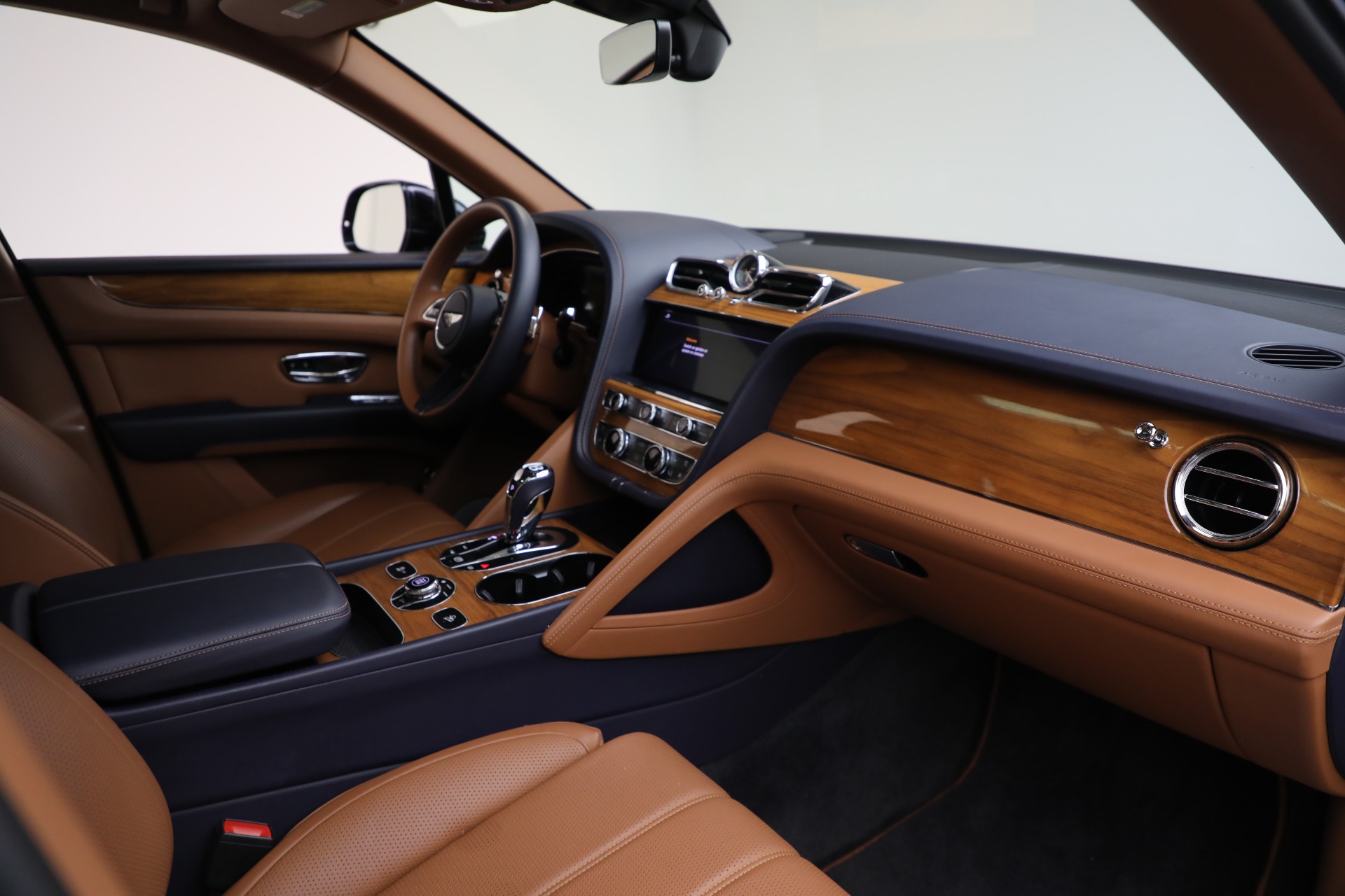 New 2021 Bentley Bentayga V8 | St. Petersburg, FL