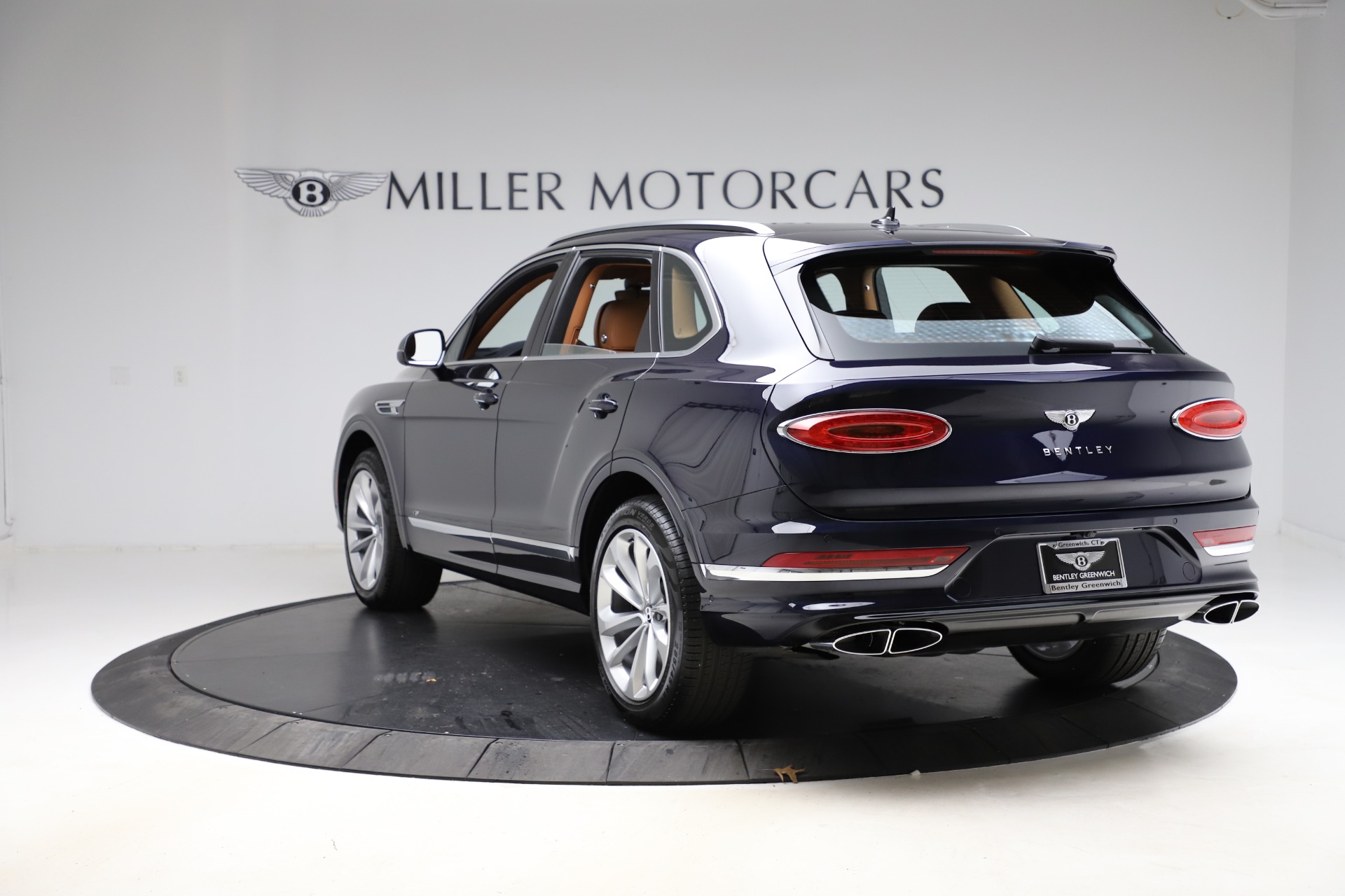 New 2021 Bentley Bentayga V8 | St. Petersburg, FL