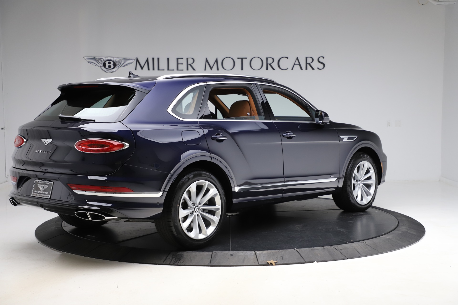 New 2021 Bentley Bentayga V8 | St. Petersburg, FL