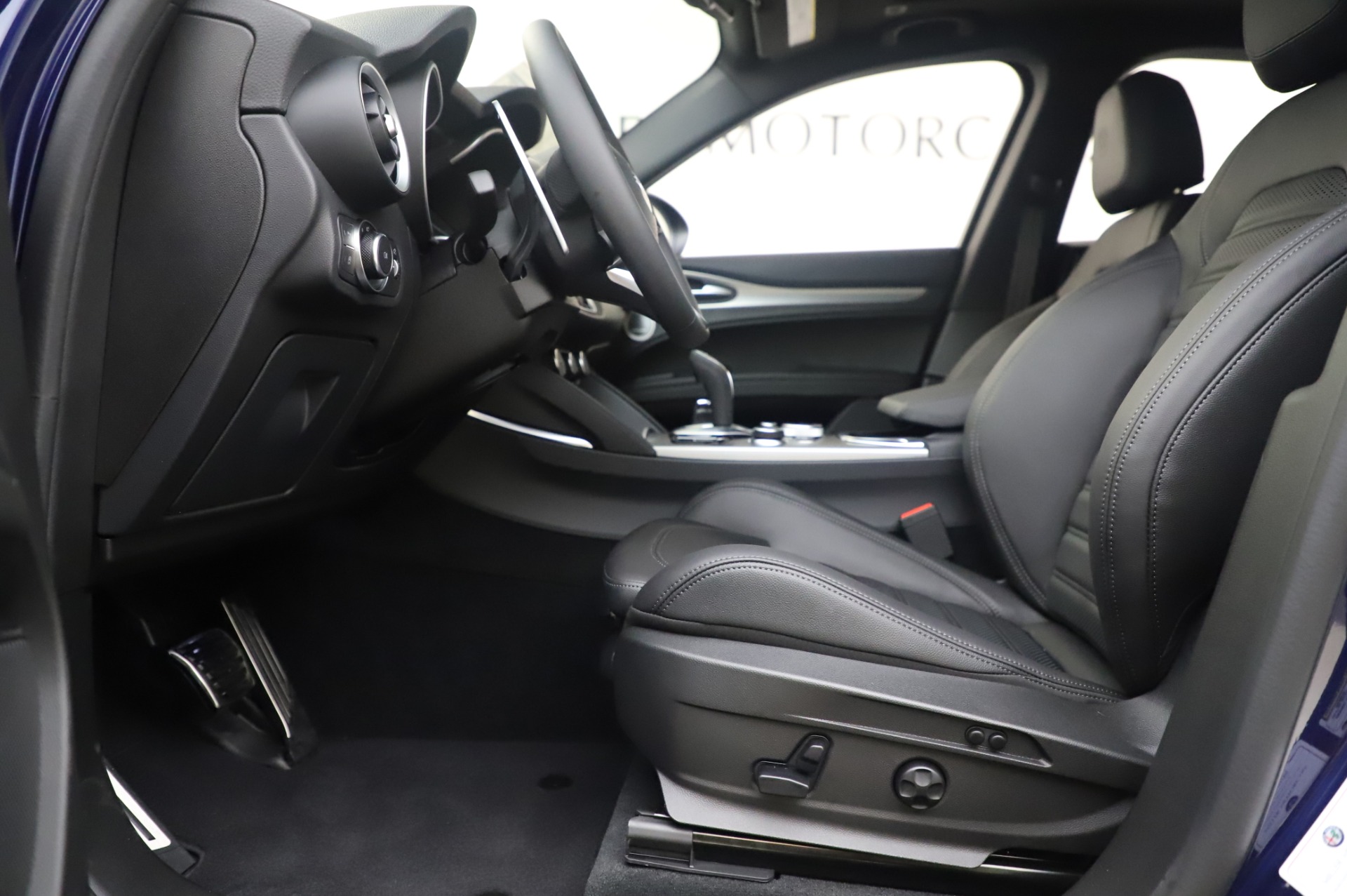 New 2020 Alfa Romeo Stelvio Ti Sport Q4 | St. Petersburg, FL