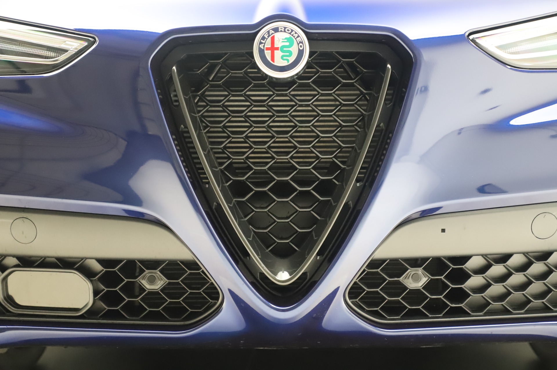 New 2020 Alfa Romeo Stelvio Ti Sport Q4 | St. Petersburg, FL