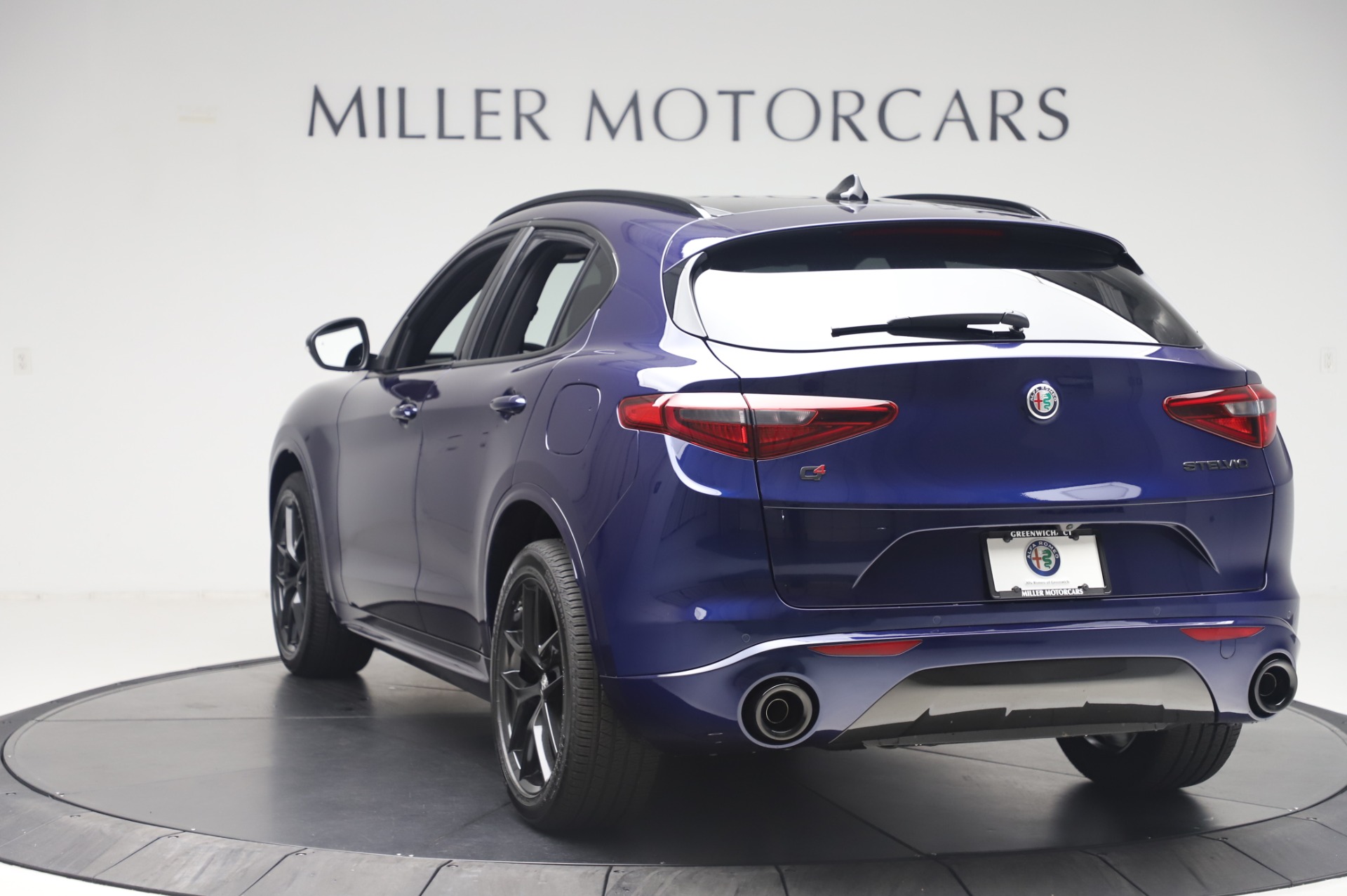 New 2020 Alfa Romeo Stelvio Ti Sport Q4 | St. Petersburg, FL