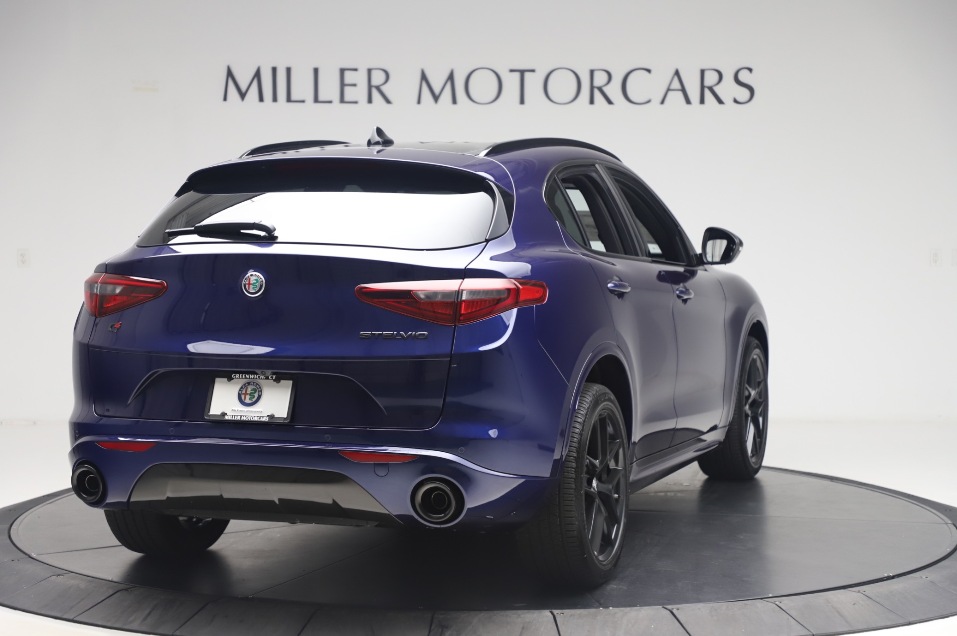 New 2020 Alfa Romeo Stelvio Ti Sport Q4 | St. Petersburg, FL