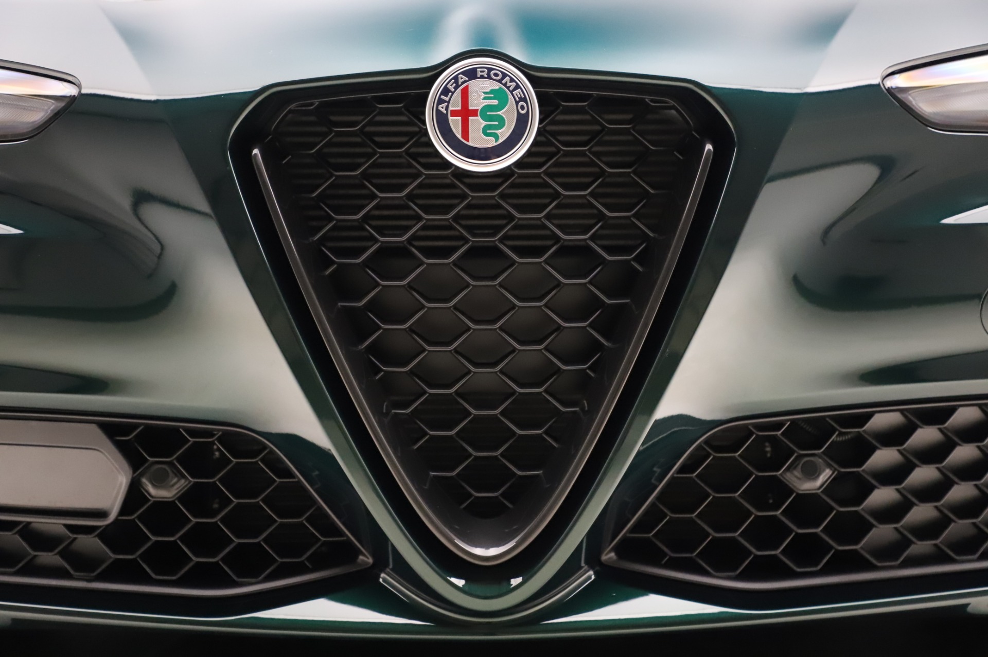 New 2020 Alfa Romeo Giulia Ti Q4 | St. Petersburg, FL
