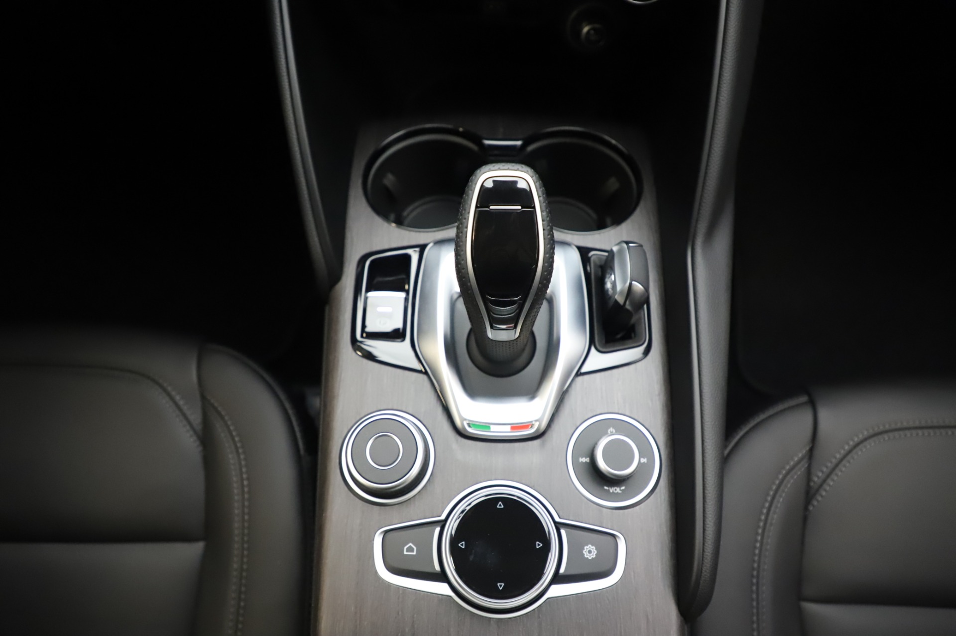 New 2020 Alfa Romeo Giulia Ti Q4 | St. Petersburg, FL