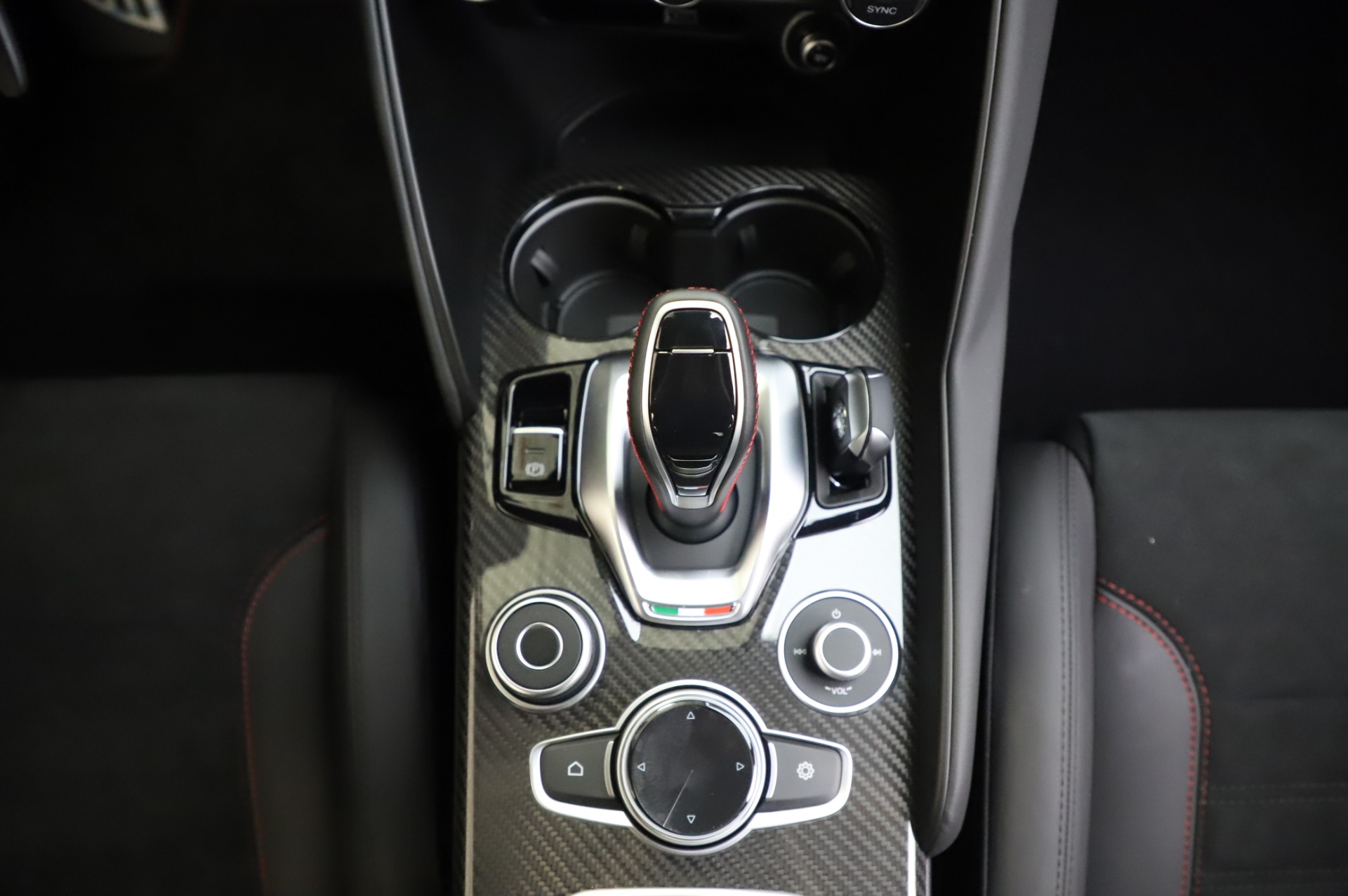New 2020 Alfa Romeo Giulia Quadrifoglio | St. Petersburg, FL