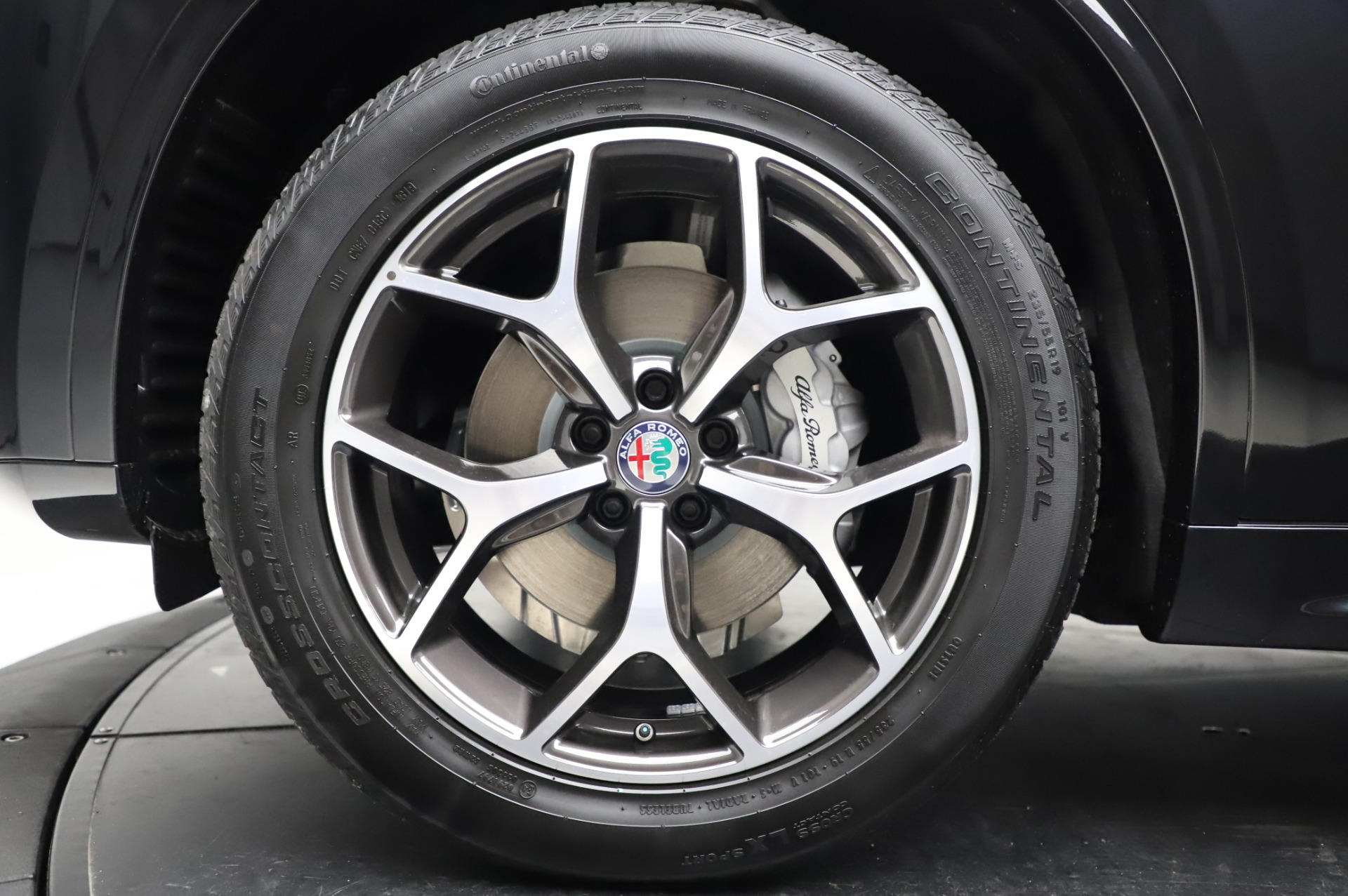 New 2020 Alfa Romeo Stelvio Ti Q4 | St. Petersburg, FL