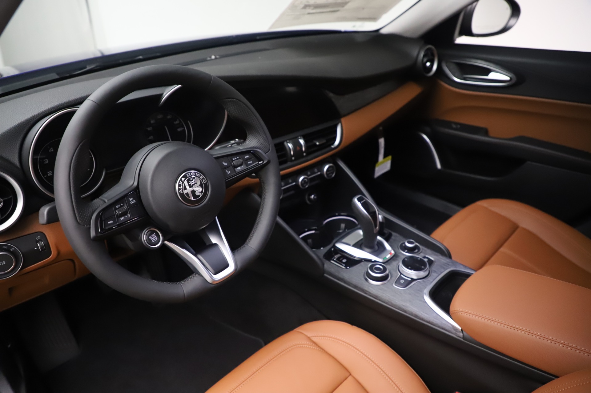 New 2020 Alfa Romeo Giulia Q4 | St. Petersburg, FL