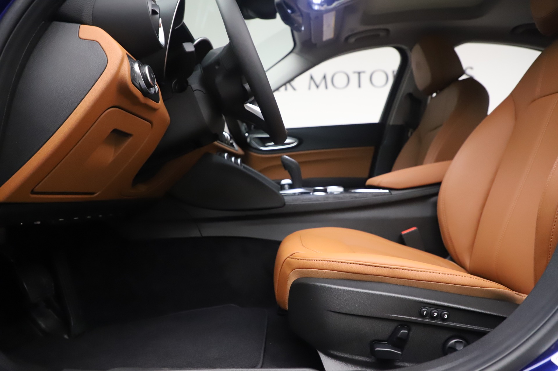 New 2020 Alfa Romeo Giulia Q4 | St. Petersburg, FL