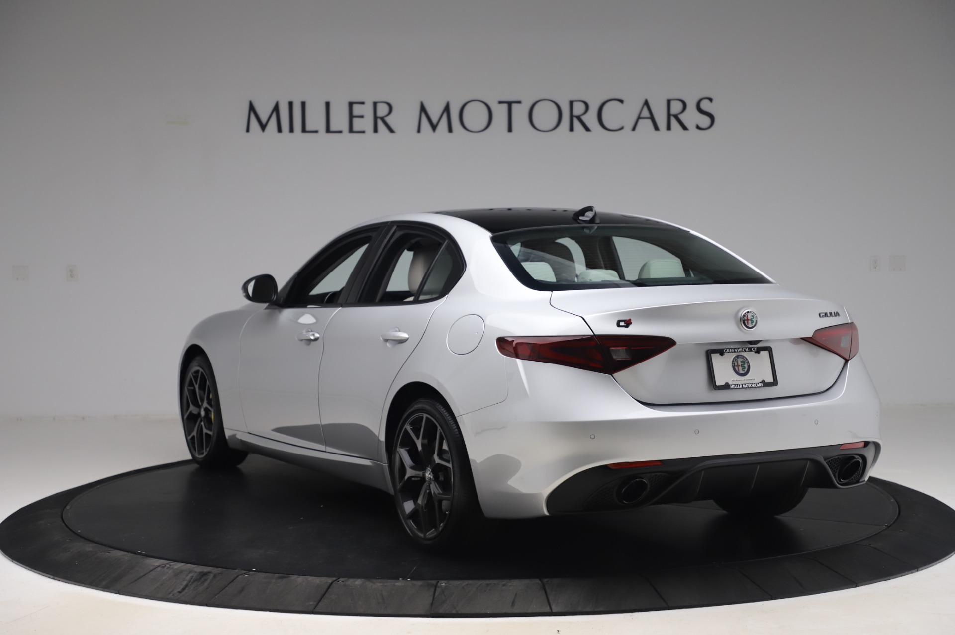 New 2020 Alfa Romeo Giulia Sport Q4 | St. Petersburg, FL