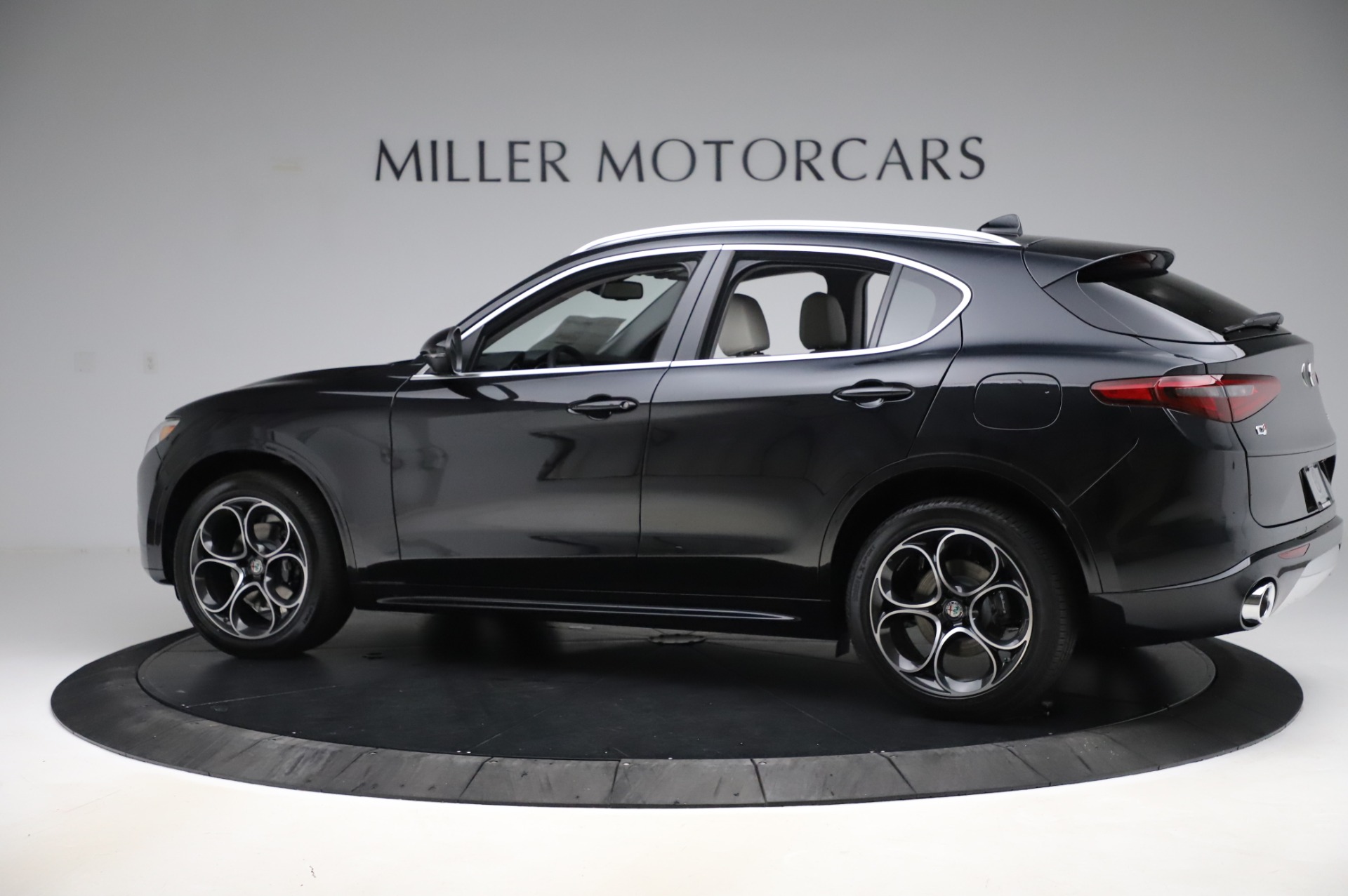 New 2020 Alfa Romeo Stelvio Ti Q4 | St. Petersburg, FL