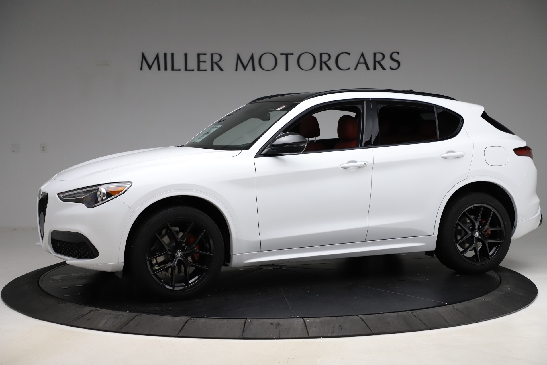New 2020 Alfa Romeo Stelvio Ti Sport Q4 | St. Petersburg, FL