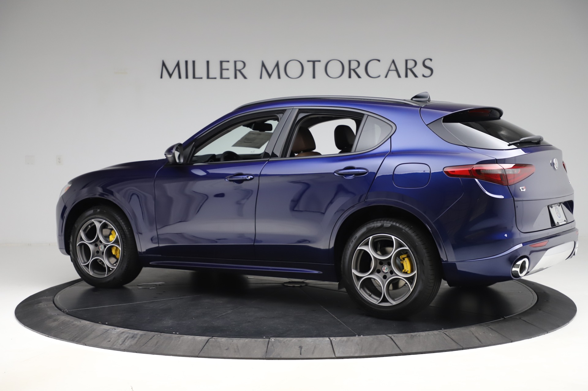 New 2020 Alfa Romeo Stelvio Sport Q4 | St. Petersburg, FL