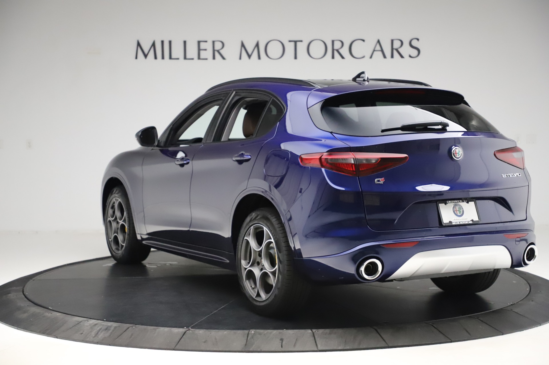 New 2020 Alfa Romeo Stelvio Sport Q4 | St. Petersburg, FL