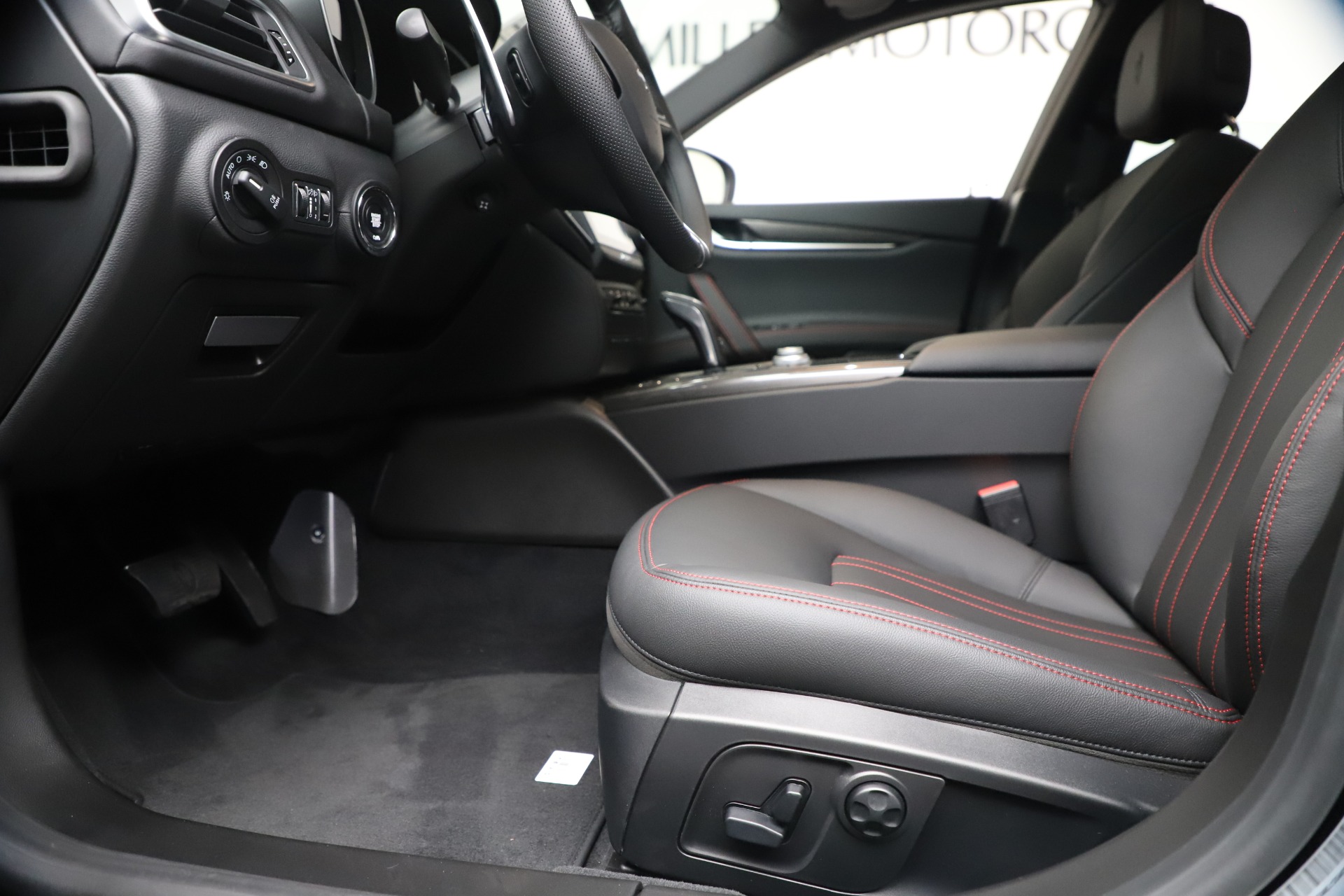 New 2020 Maserati Ghibli S Q4 | St. Petersburg, FL