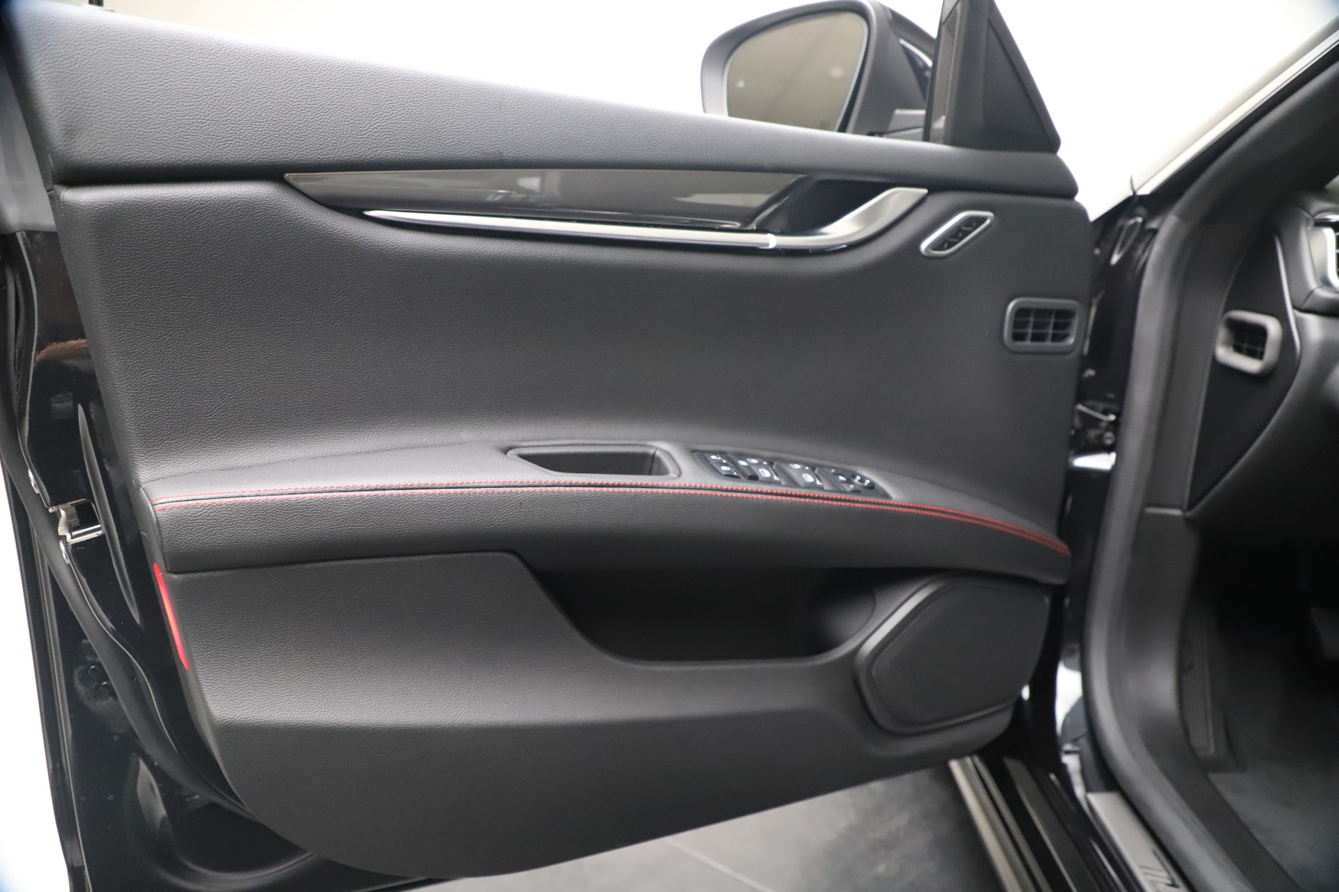 New 2020 Maserati Ghibli S Q4 | St. Petersburg, FL