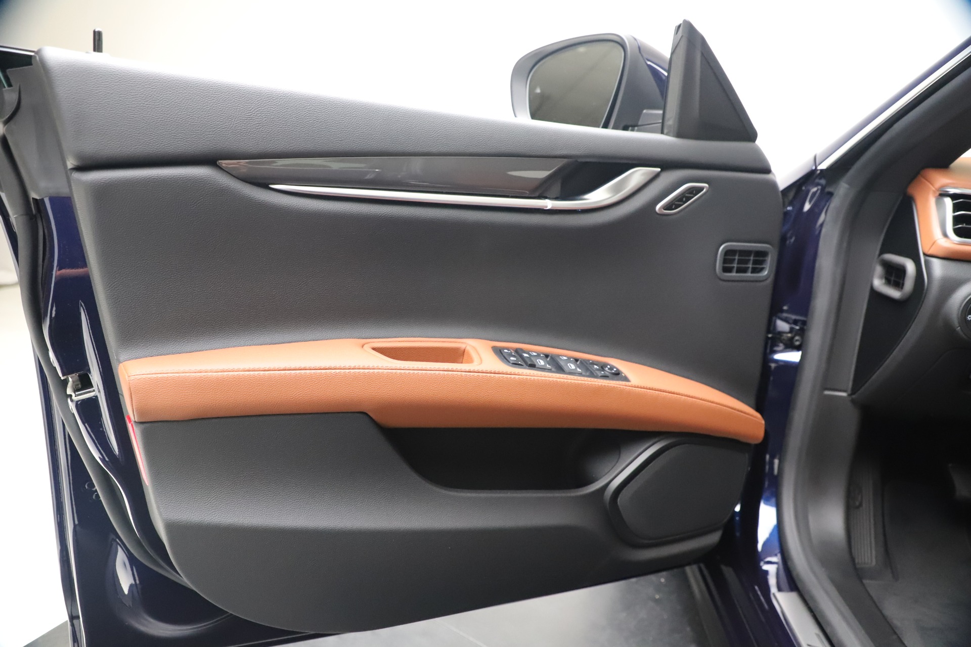 New 2020 Maserati Ghibli S Q4 | St. Petersburg, FL