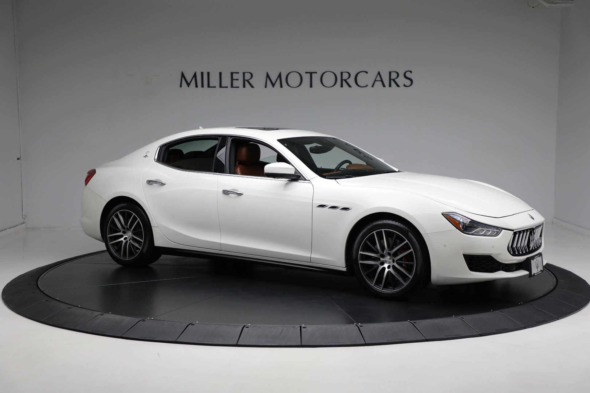 New 2020 Maserati Ghibli S Q4 | St. Petersburg, FL