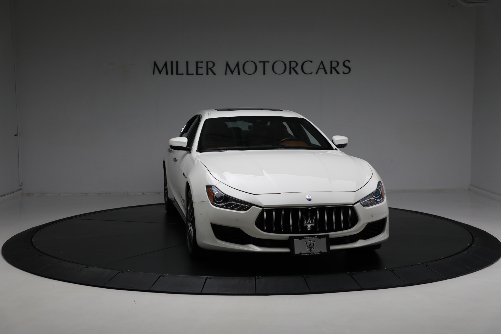 New 2020 Maserati Ghibli S Q4 | St. Petersburg, FL
