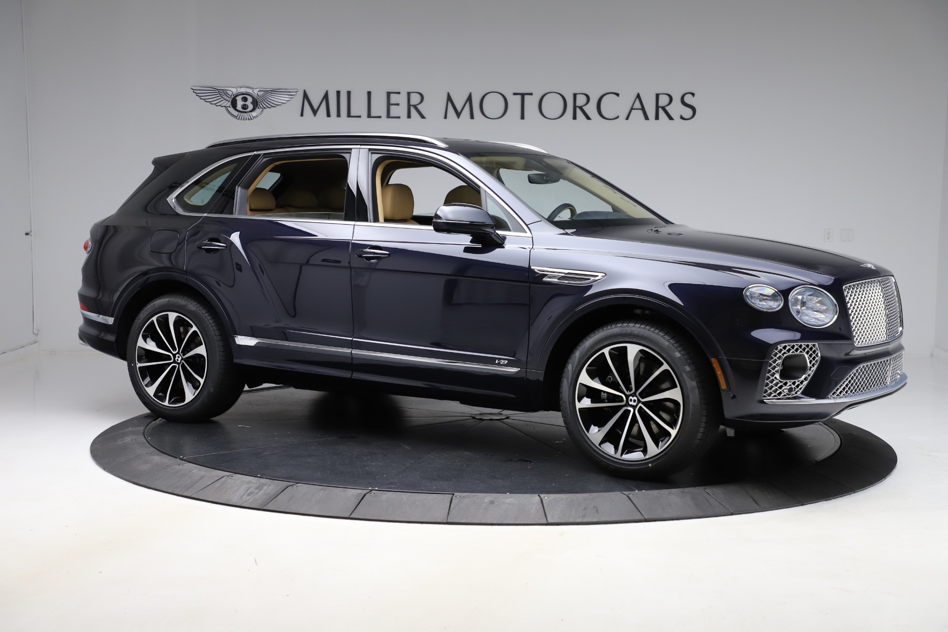 New 2021 Bentley Bentayga V8 | St. Petersburg, FL