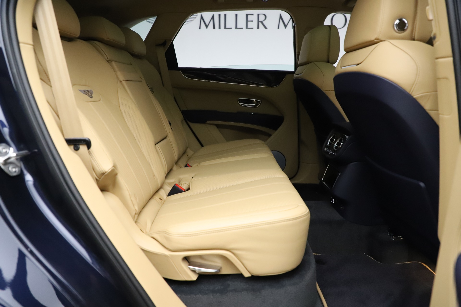 New 2021 Bentley Bentayga V8 | St. Petersburg, FL
