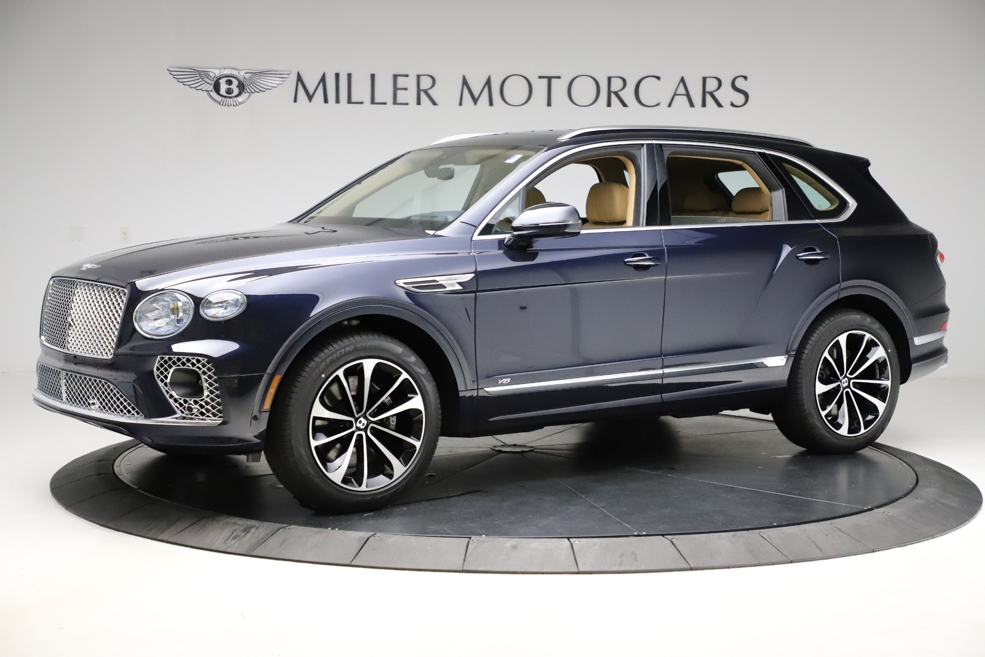 New 2021 Bentley Bentayga V8 | St. Petersburg, FL