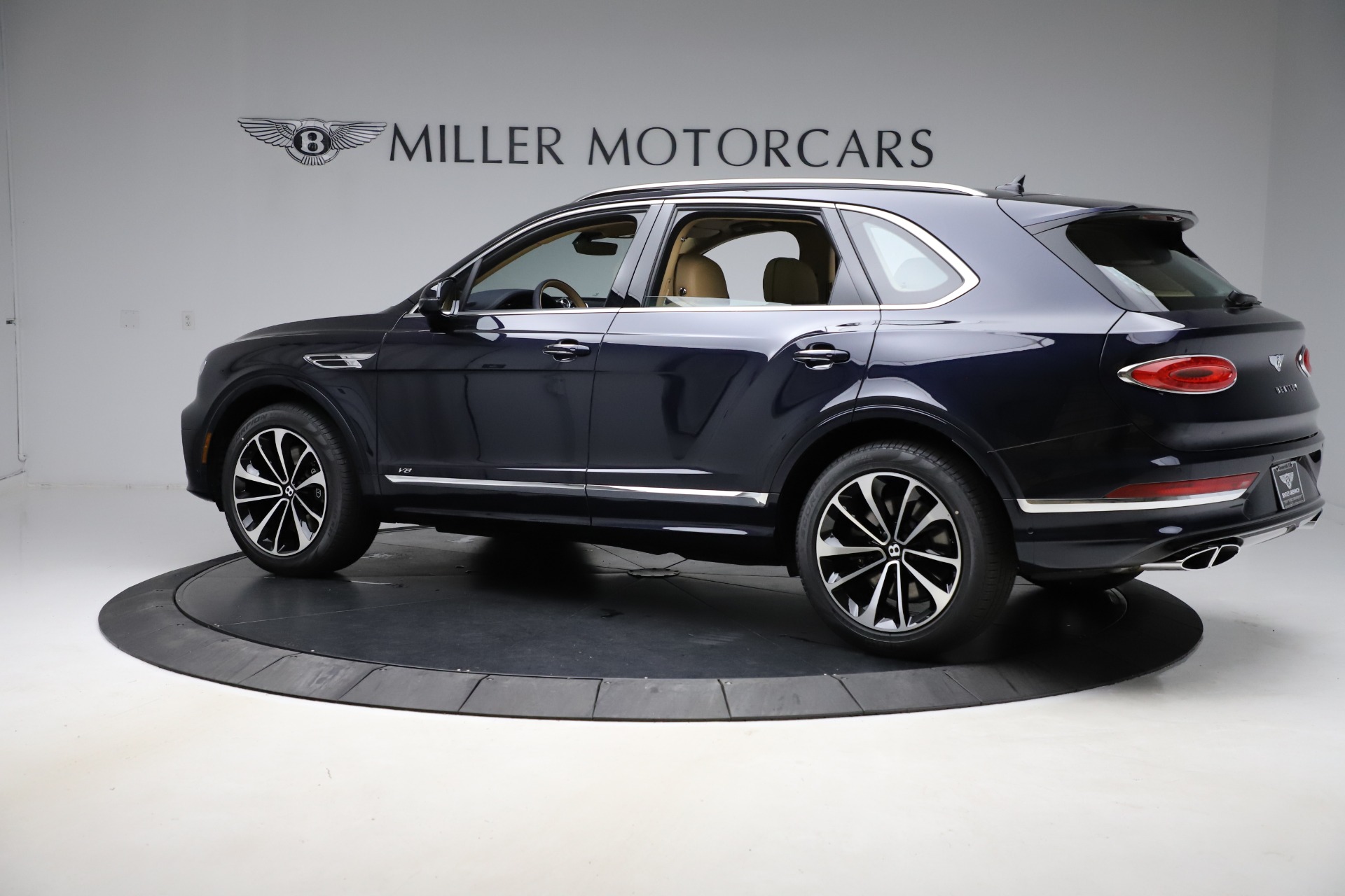 New 2021 Bentley Bentayga V8 | St. Petersburg, FL