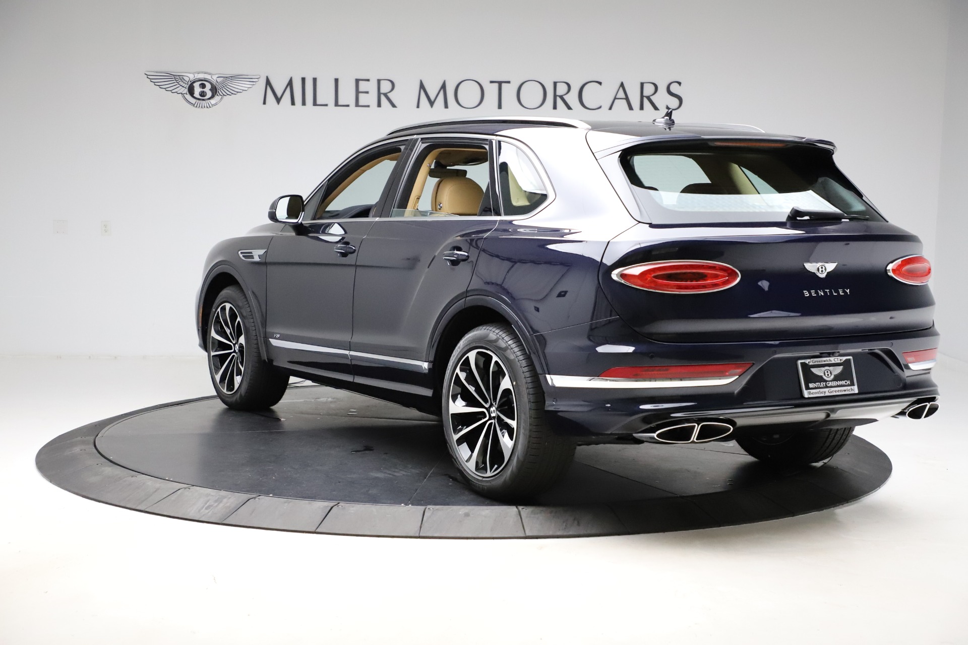 New 2021 Bentley Bentayga V8 | St. Petersburg, FL