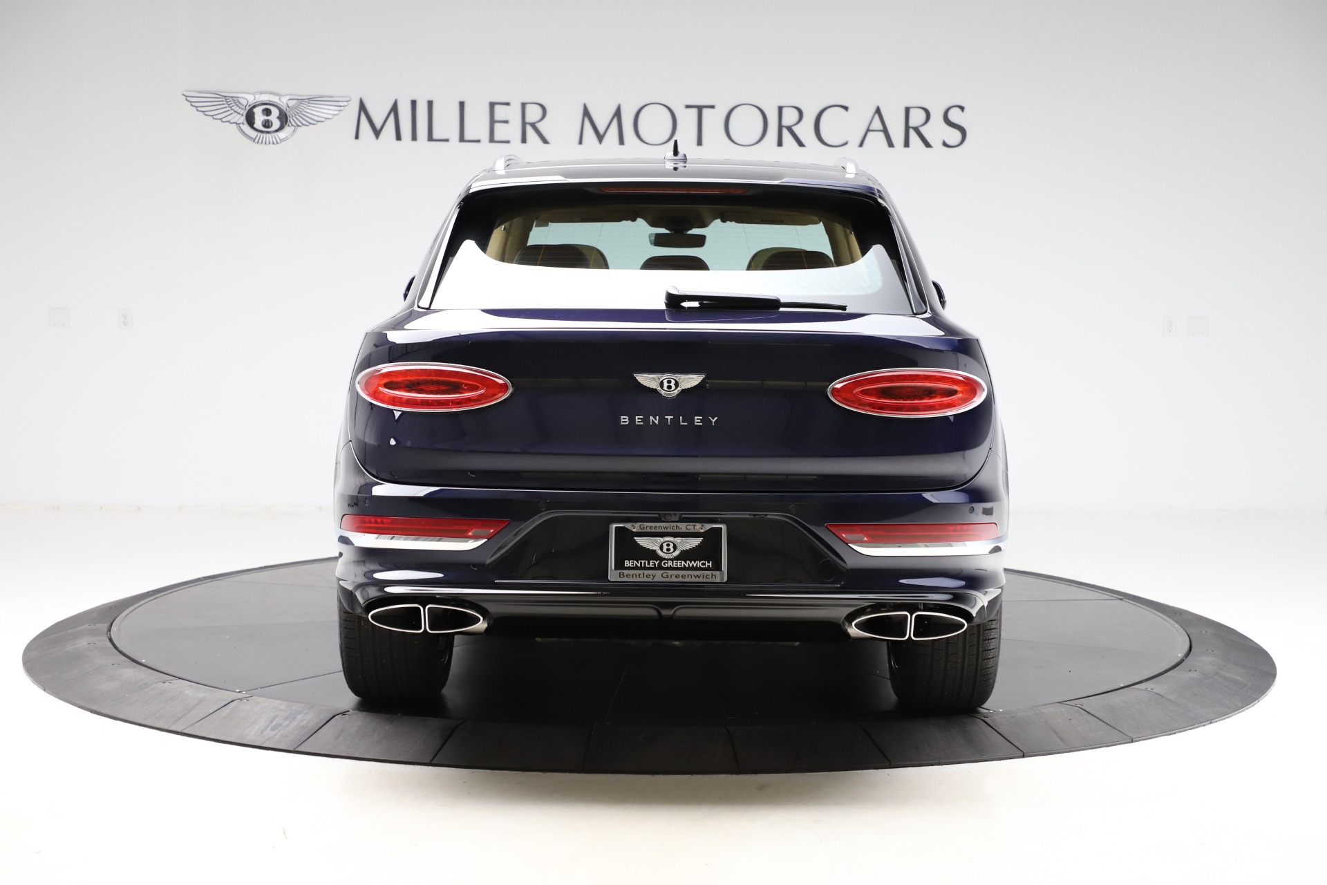 New 2021 Bentley Bentayga V8 | St. Petersburg, FL