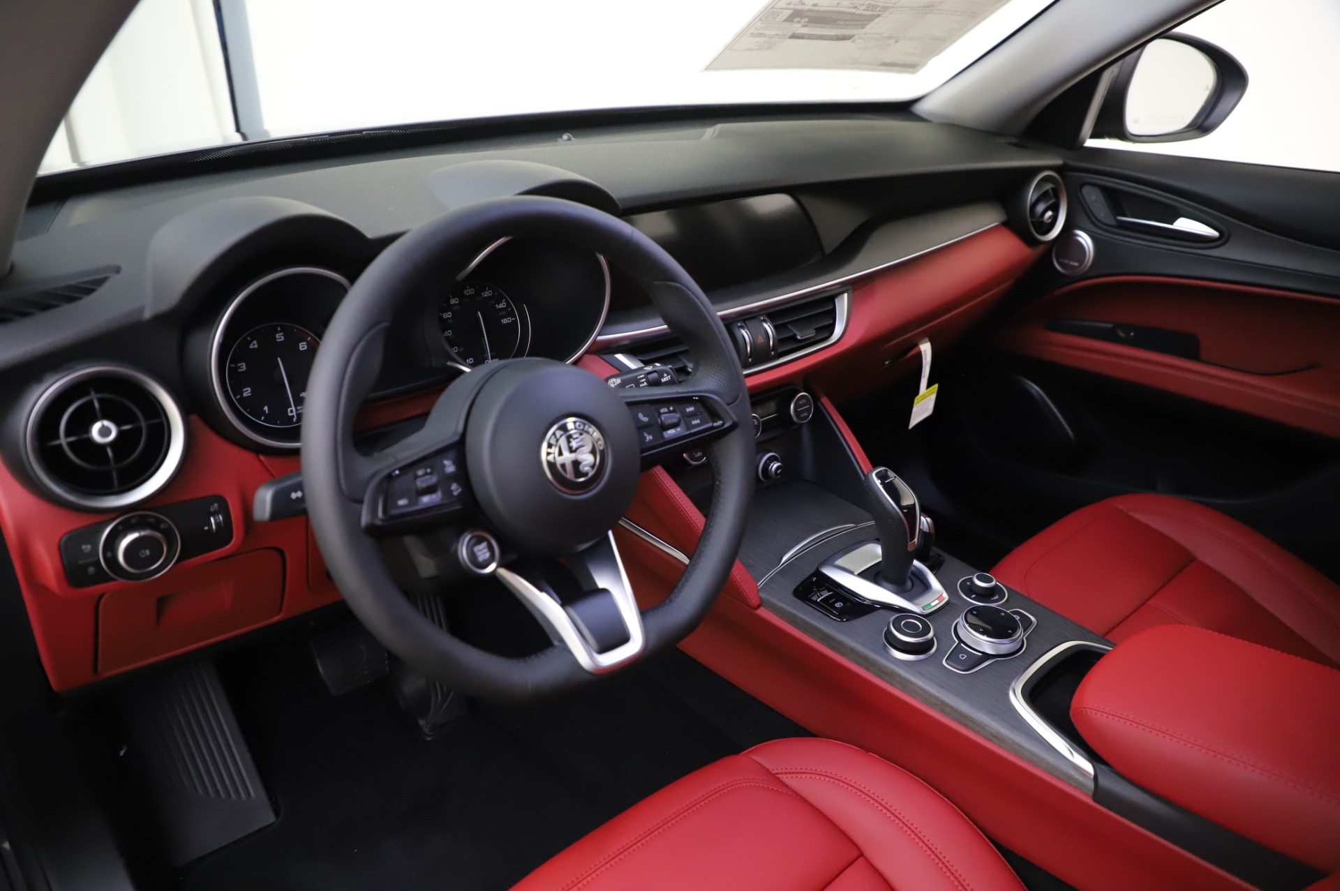 New 2020 Alfa Romeo Stelvio Ti Q4 | St. Petersburg, FL