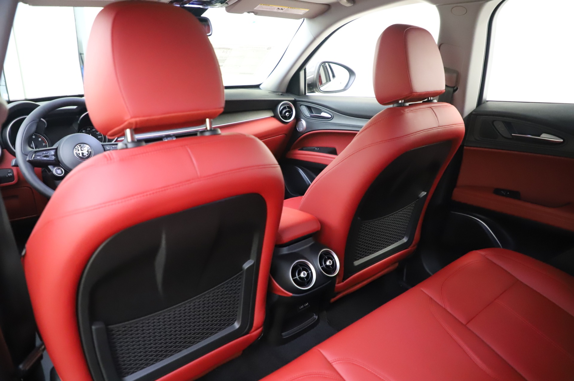New 2020 Alfa Romeo Stelvio Ti Q4 | St. Petersburg, FL
