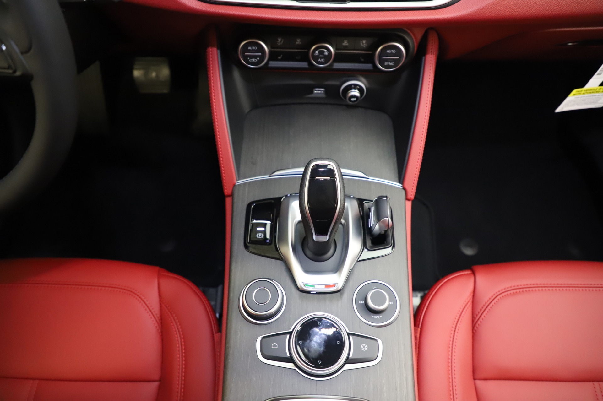 New 2020 Alfa Romeo Stelvio Ti Q4 | St. Petersburg, FL