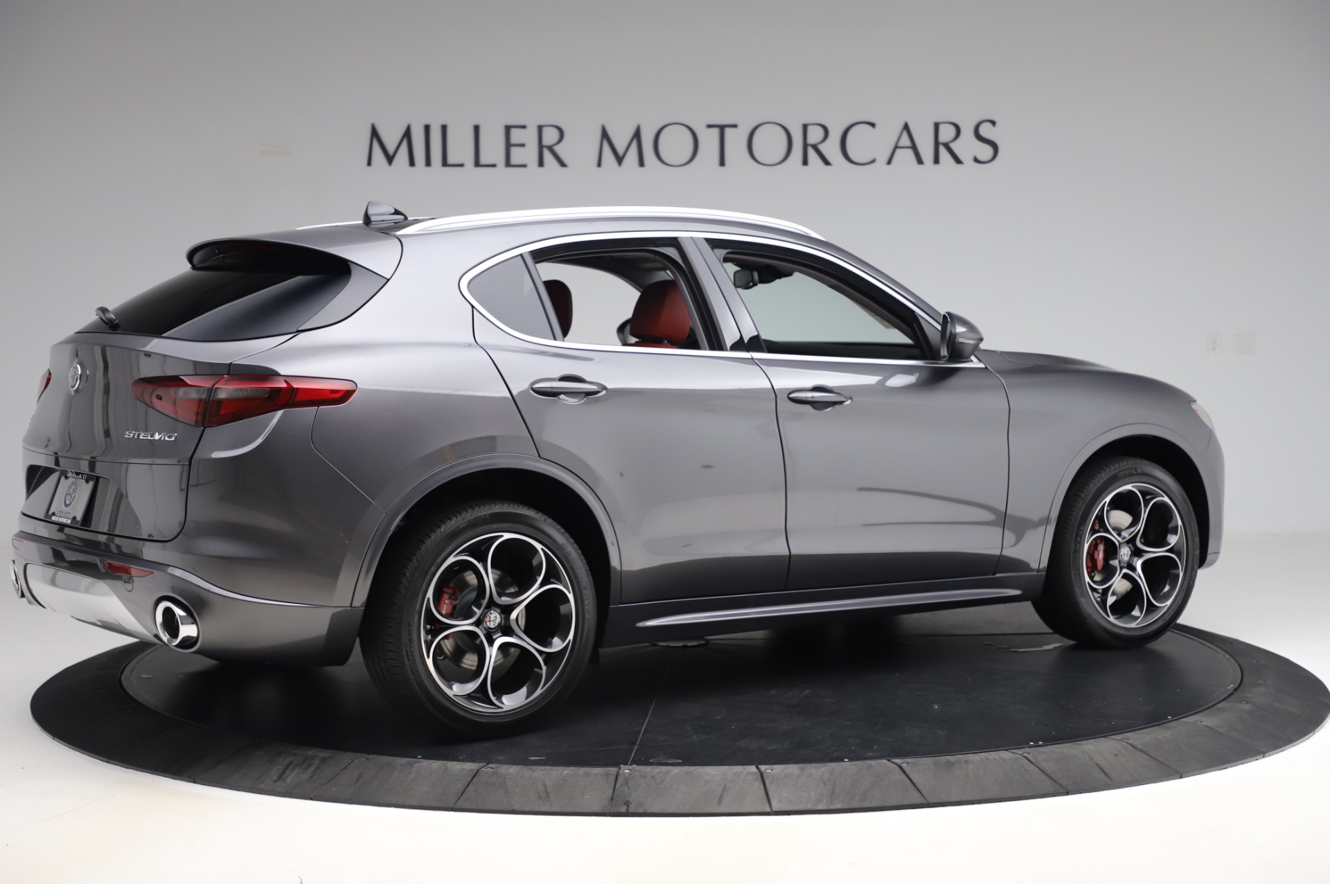 New 2020 Alfa Romeo Stelvio Ti Q4 | St. Petersburg, FL