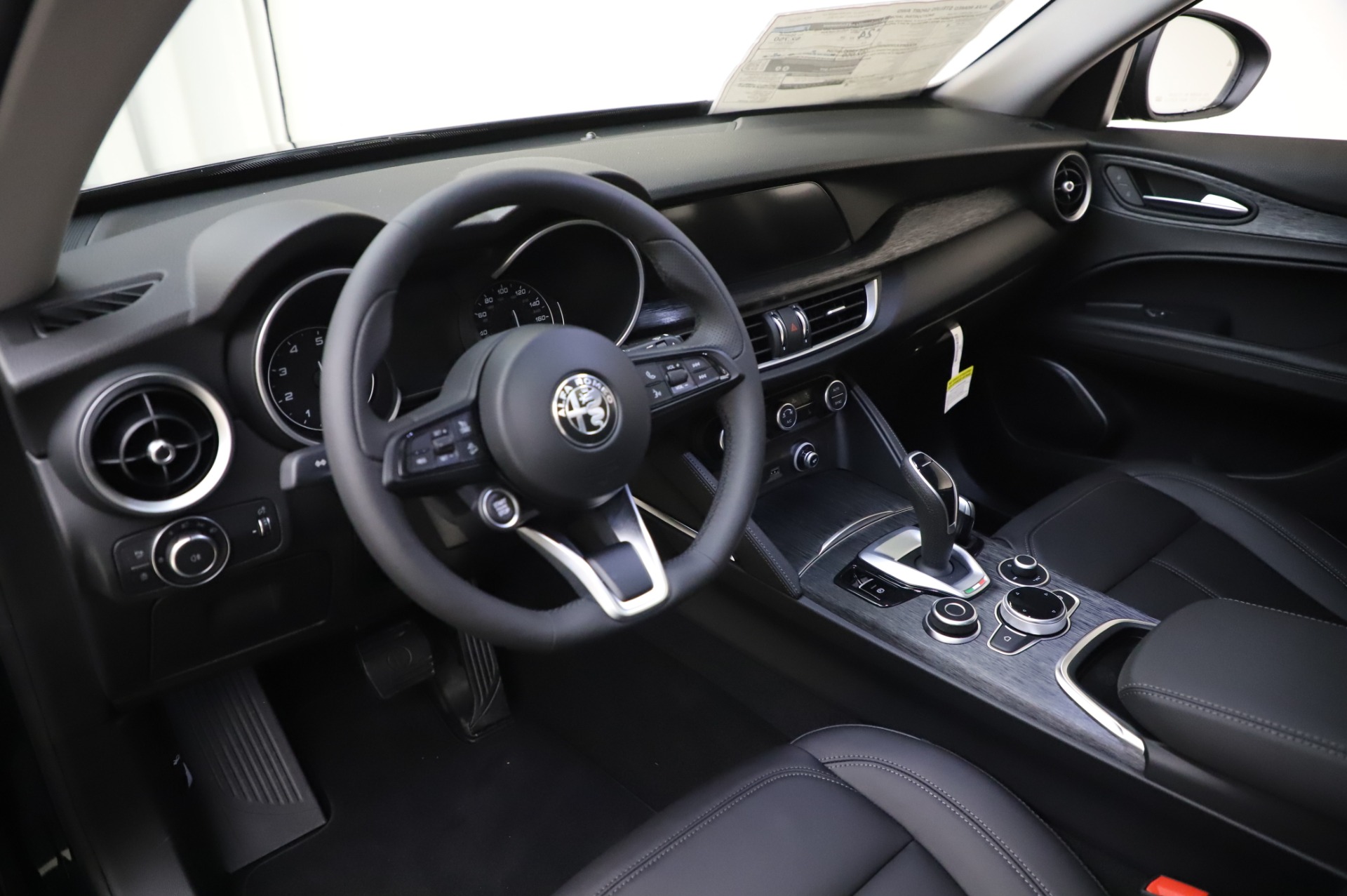 New 2020 Alfa Romeo Stelvio Sport Q4 | St. Petersburg, FL