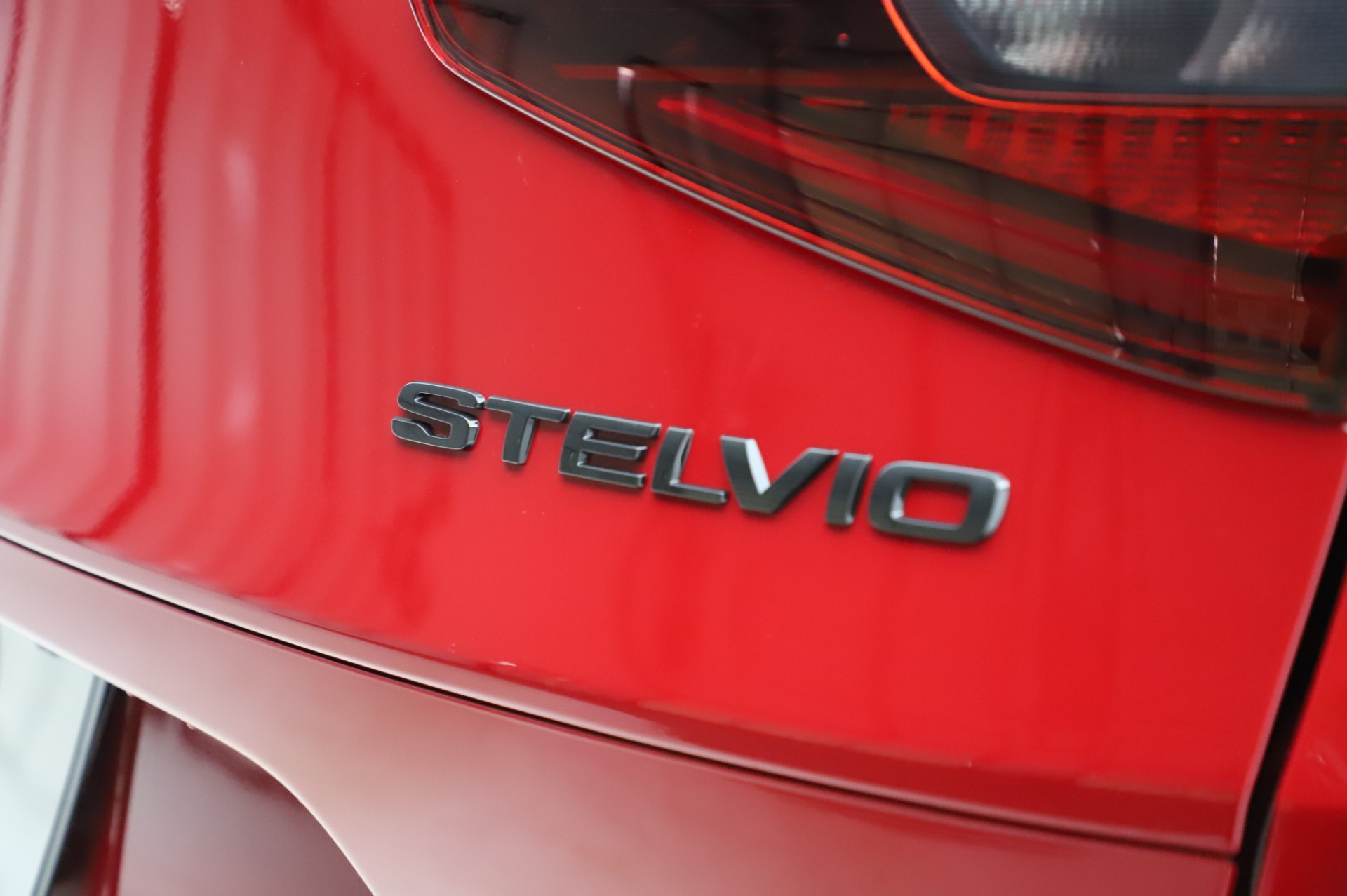 New 2020 Alfa Romeo Stelvio Sport Q4 | St. Petersburg, FL
