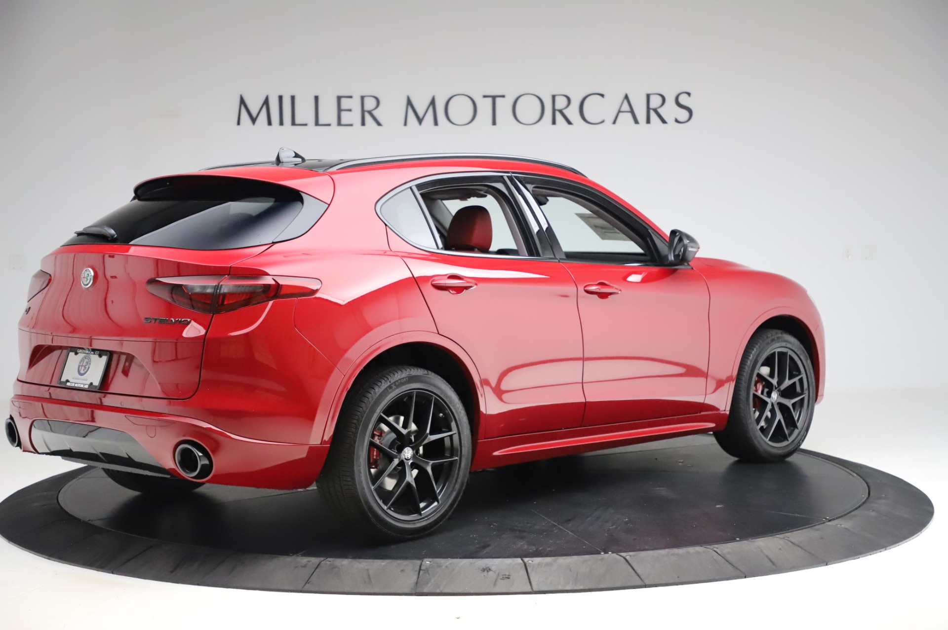 New 2020 Alfa Romeo Stelvio Sport Q4 | St. Petersburg, FL