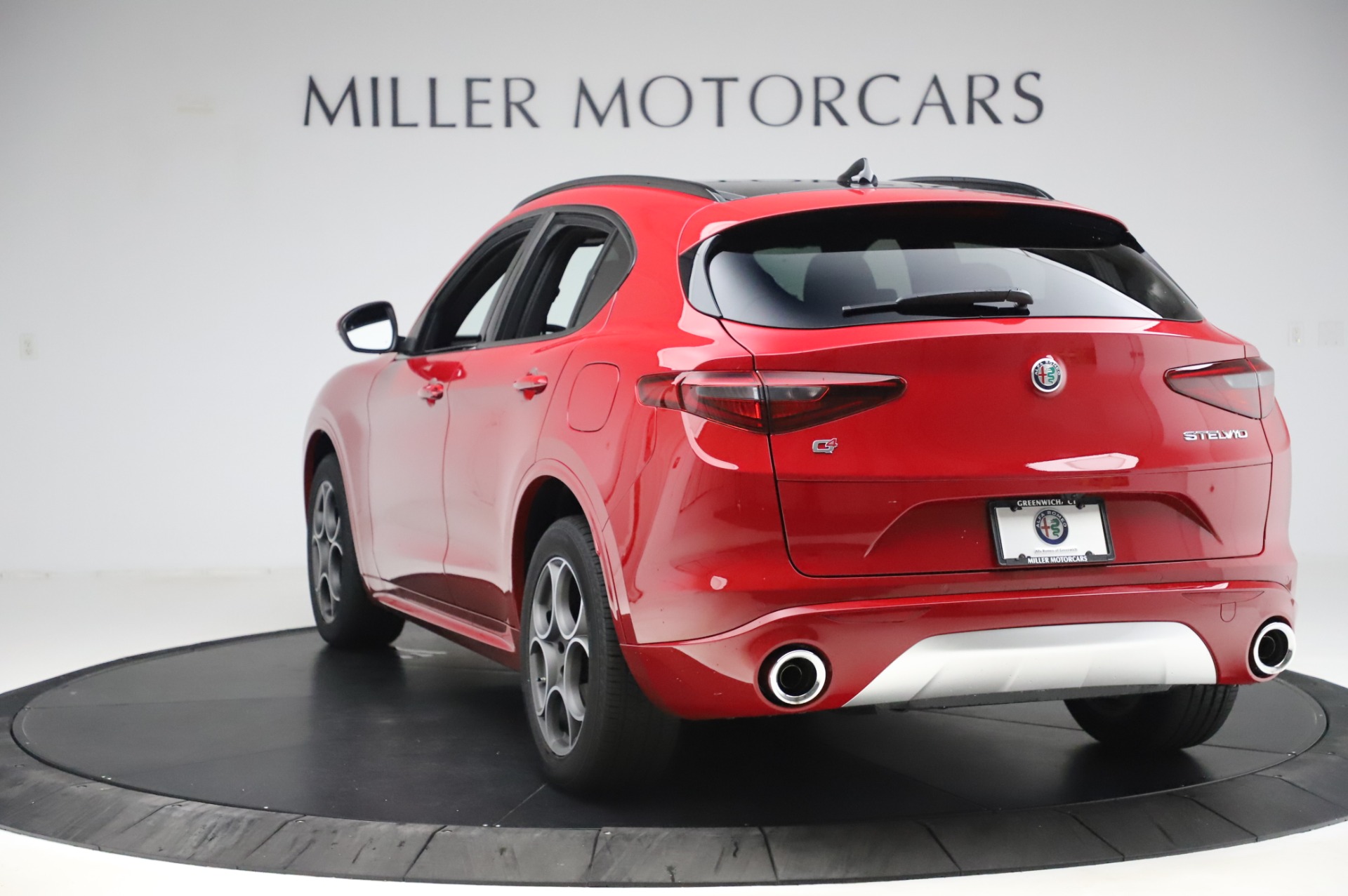 New 2020 Alfa Romeo Stelvio Sport Q4 | St. Petersburg, FL